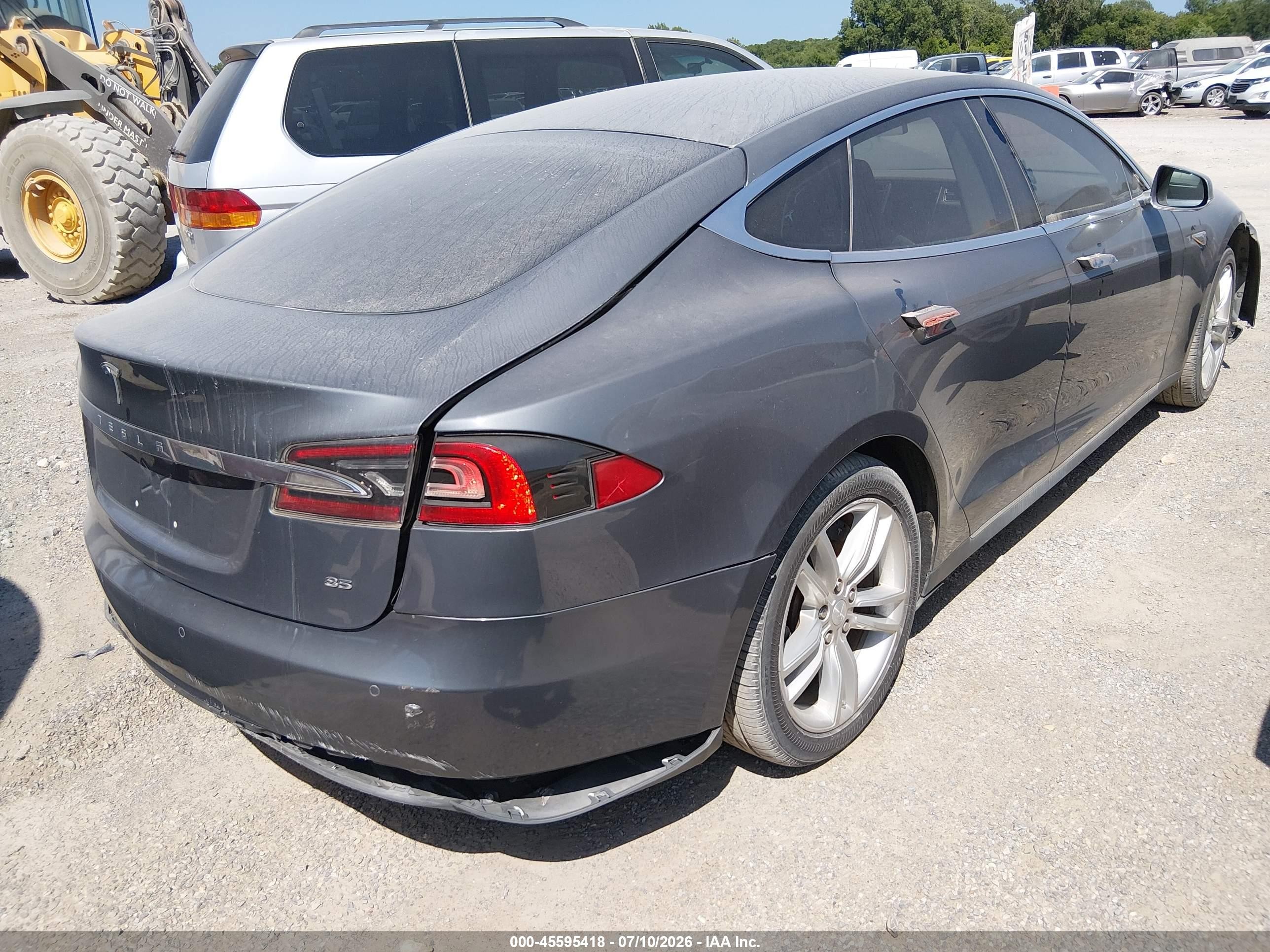 2014 Tesla Model S P85 Серый vin: 5YJSA1H14EFP35789