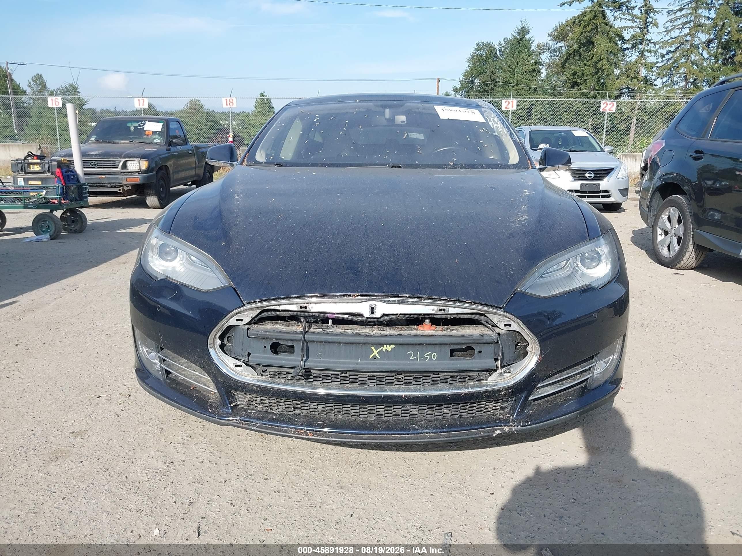 2014 Tesla Model S P85 Dark Blue vin: 5YJSA1H14EFP50339