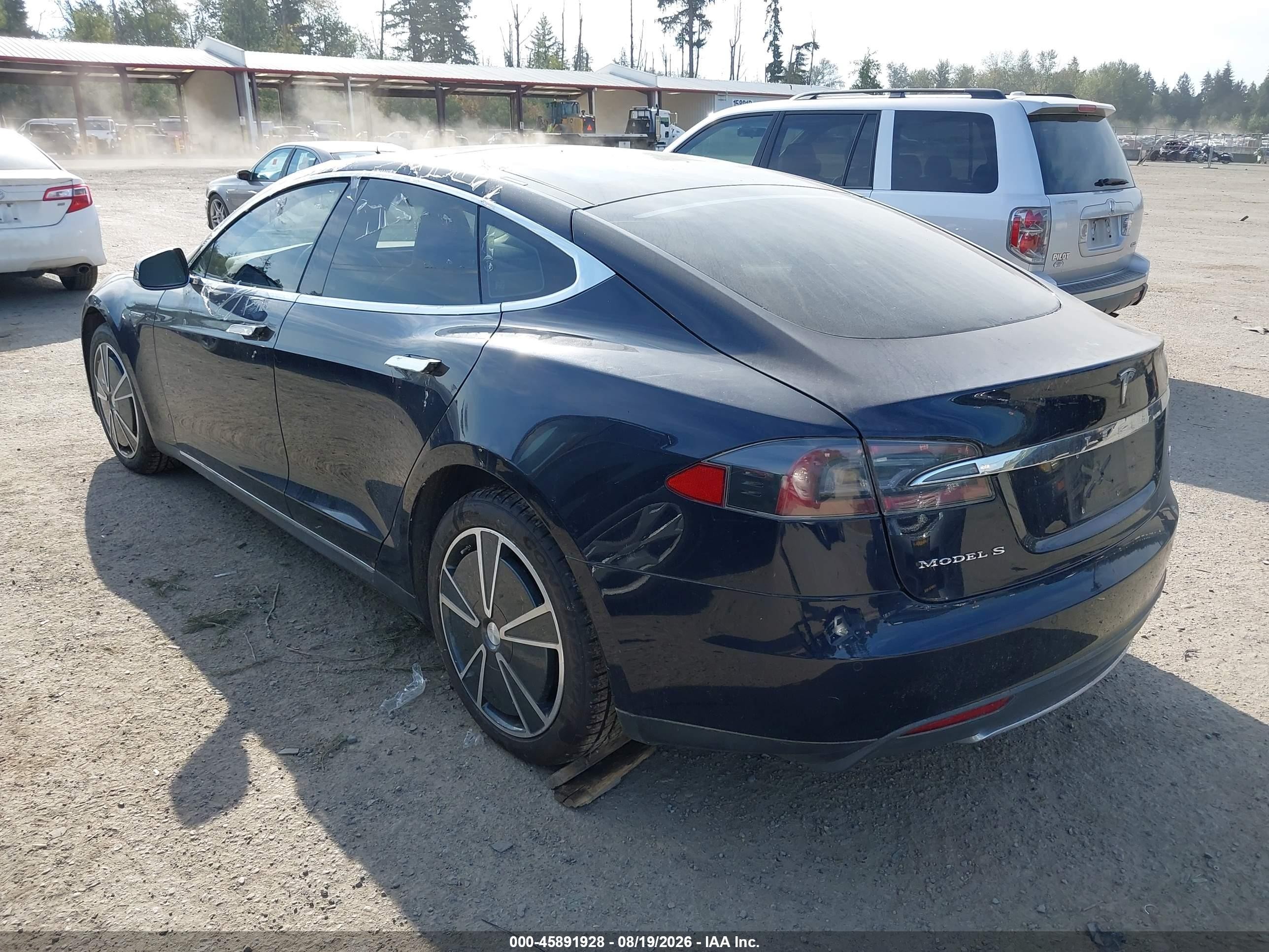 2014 Tesla Model S P85 Dark Blue vin: 5YJSA1H14EFP50339