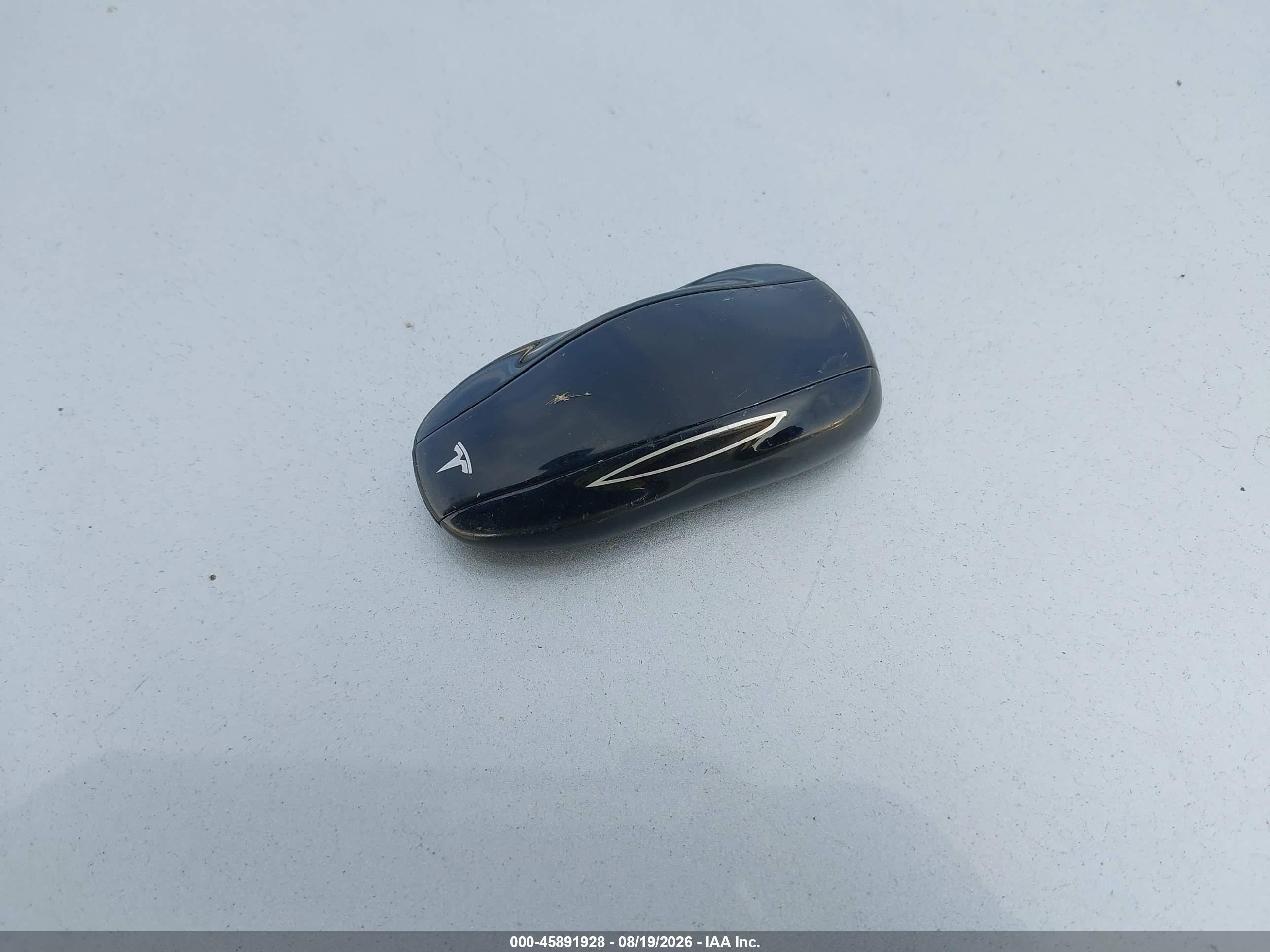 2014 Tesla Model S P85 Dark Blue vin: 5YJSA1H14EFP50339
