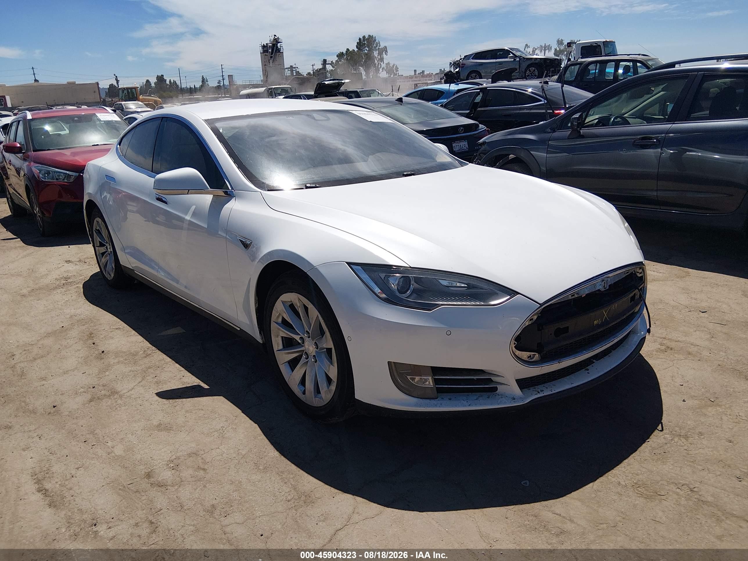 2014 Tesla Model S P85 White vin: 5YJSA1H14EFP52947