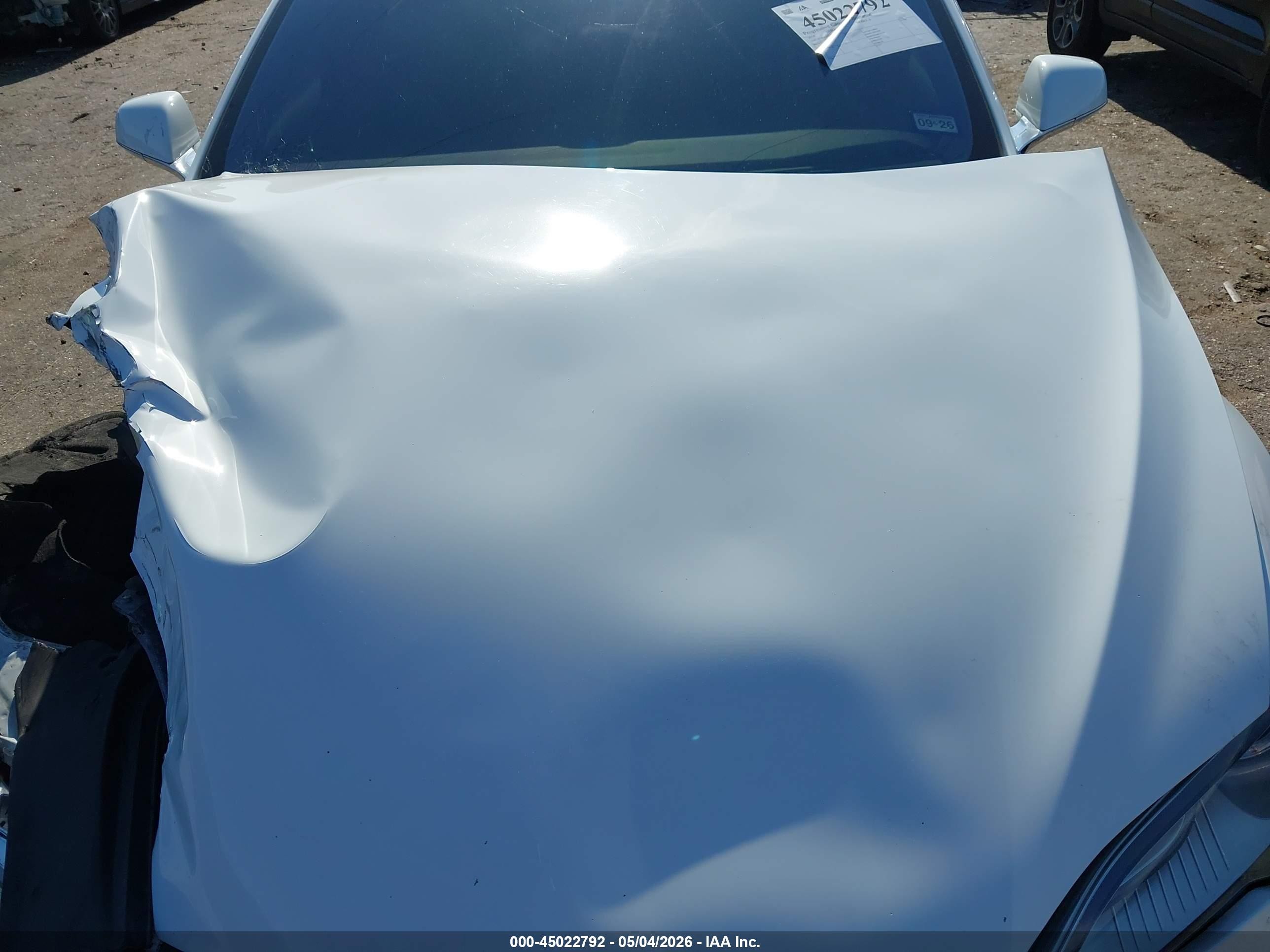 2014 Tesla Model S P85 White vin: 5YJSA1H14EFP65276
