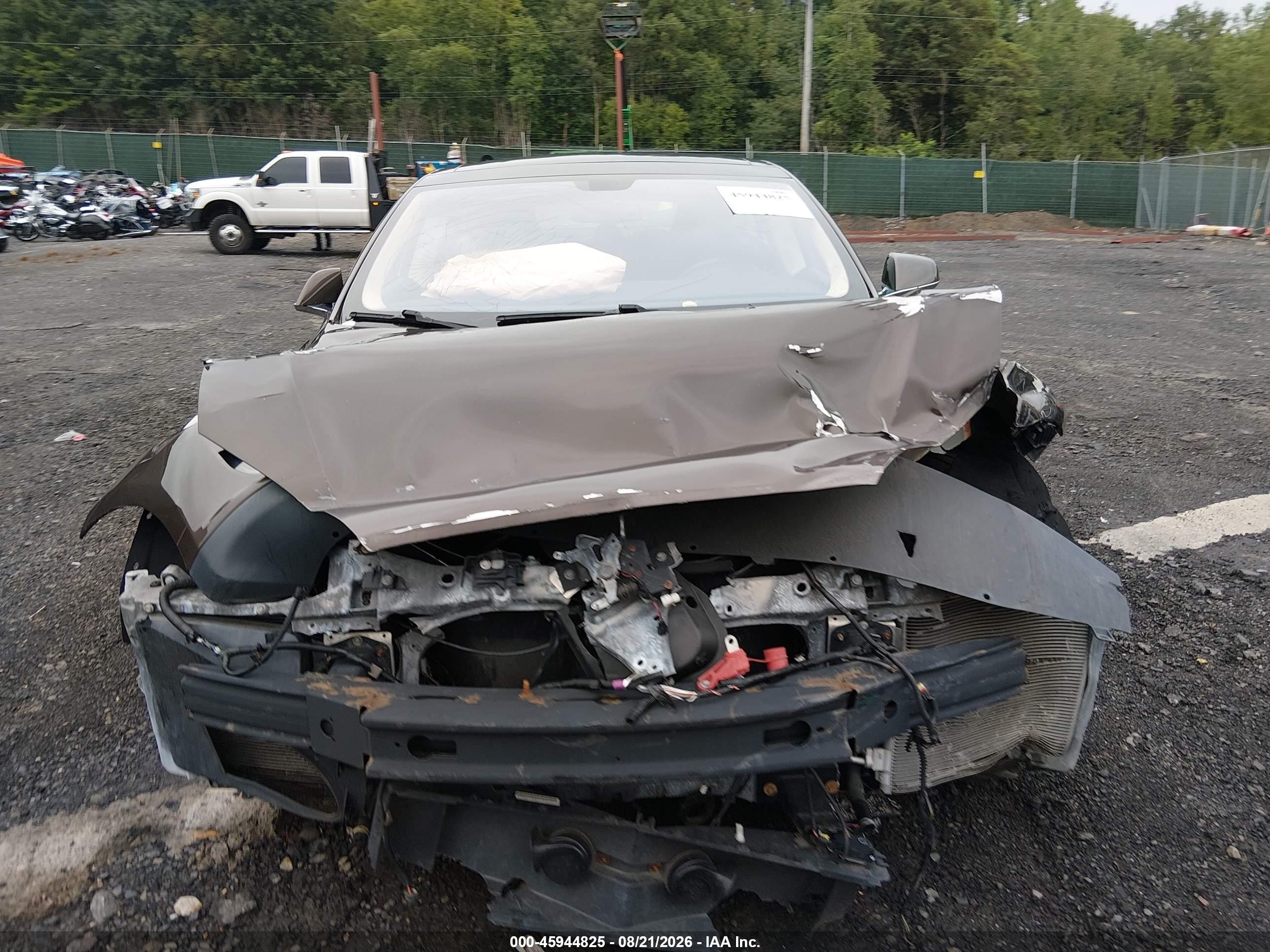 2014 Tesla Model S P85 Коричневый vin: 5YJSA1H15EFP43707