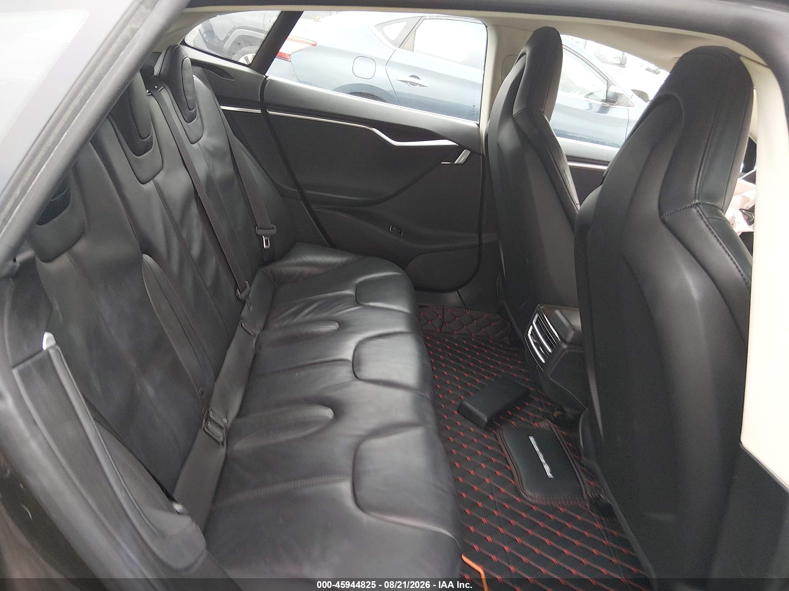 2014 Tesla Model S P85 Коричневый vin: 5YJSA1H15EFP43707
