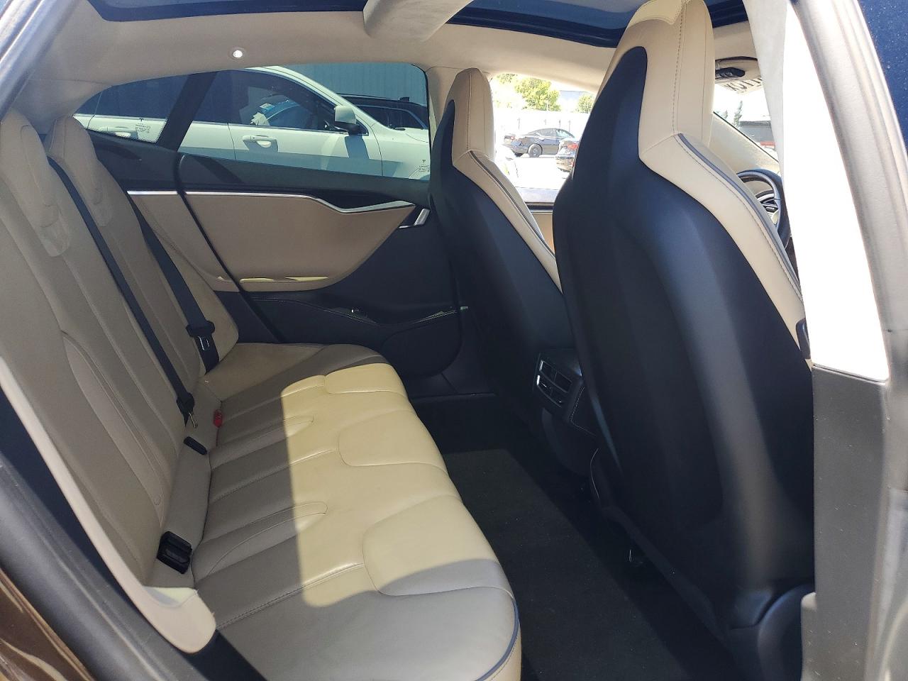 2014 Tesla Model S Brown vin: 5YJSA1H15EFP50303