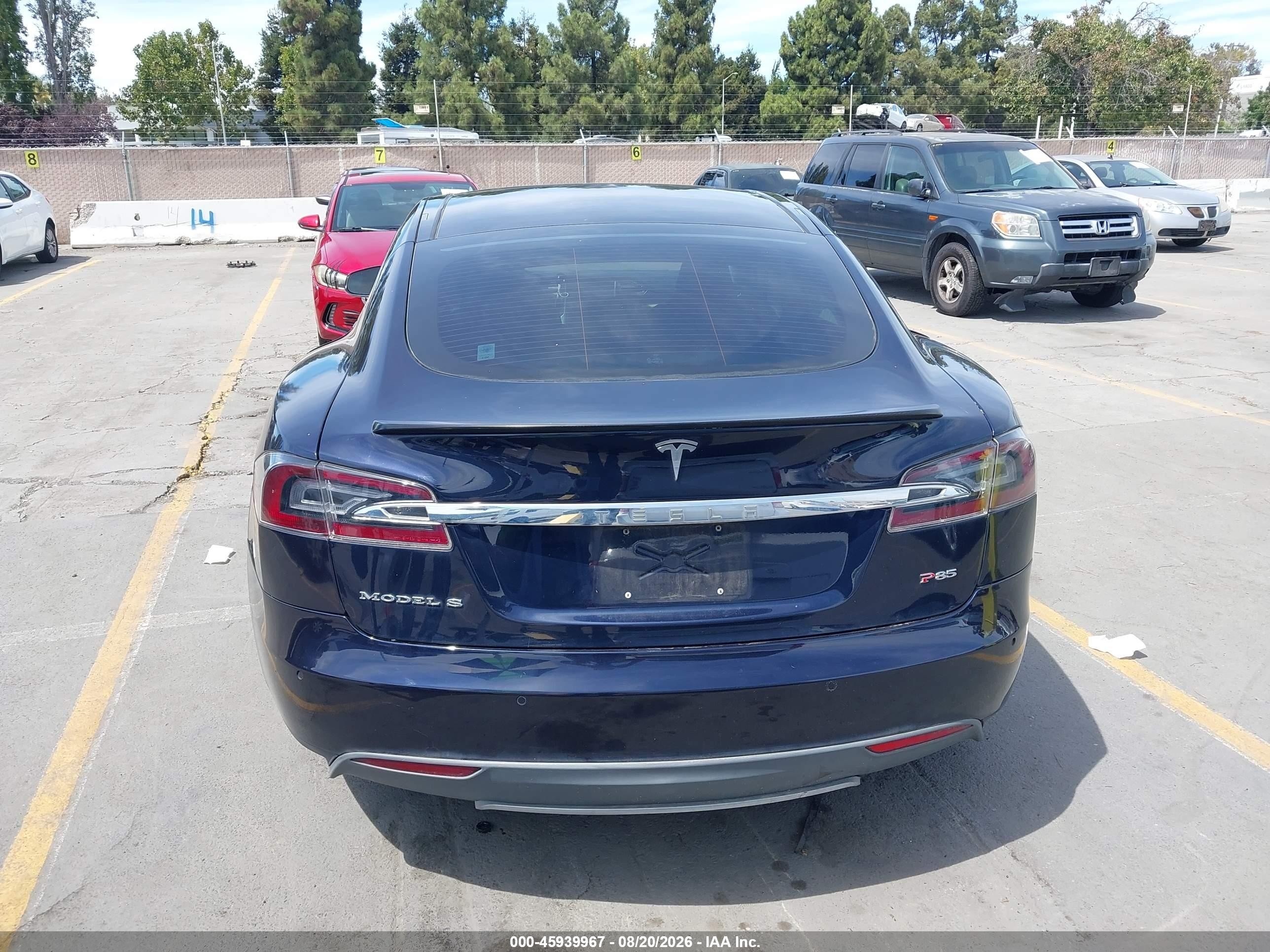 2014 Tesla Model S P85 Blue vin: 5YJSA1H15EFP54030