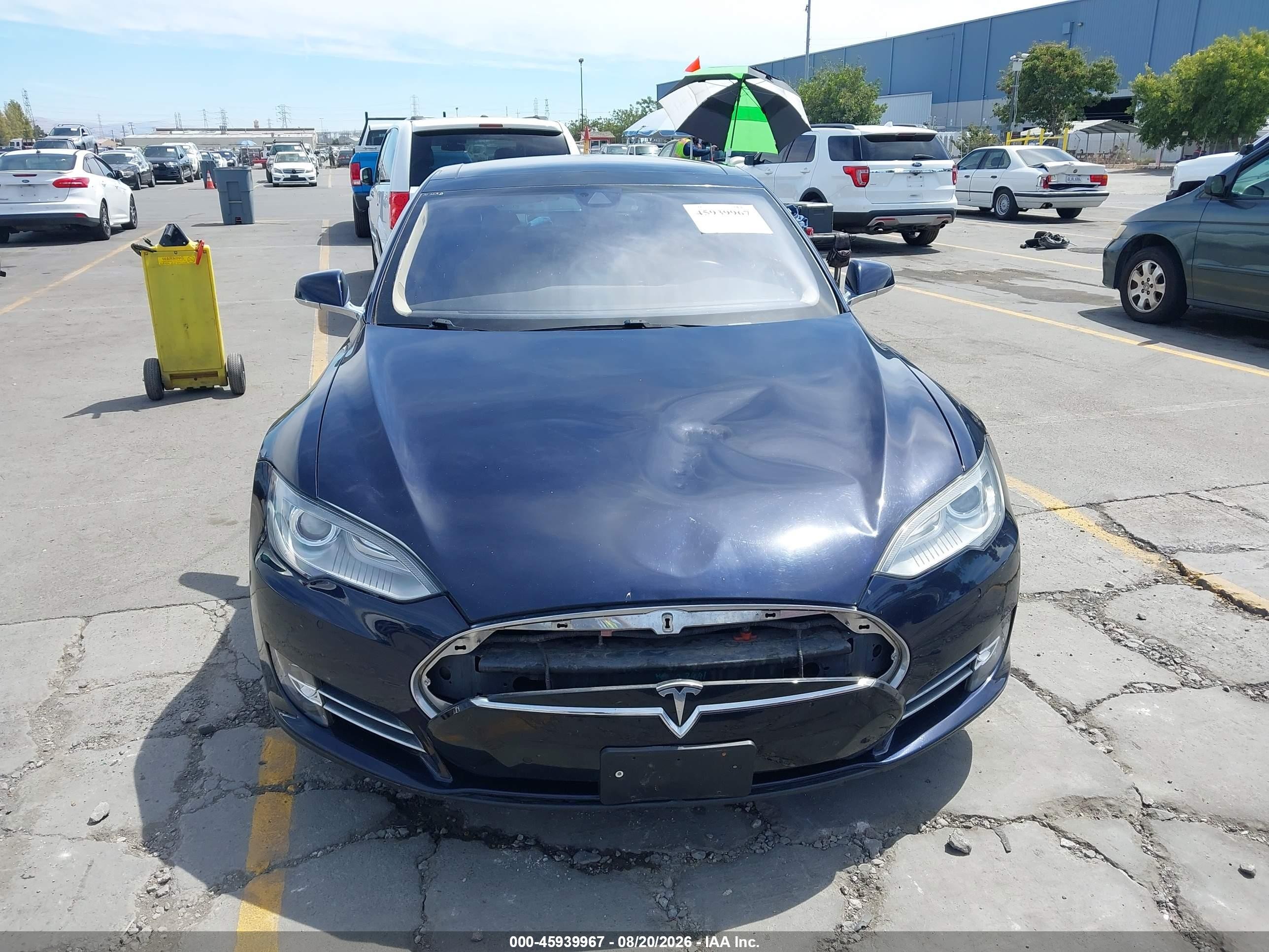2014 Tesla Model S P85 Blue vin: 5YJSA1H15EFP54030