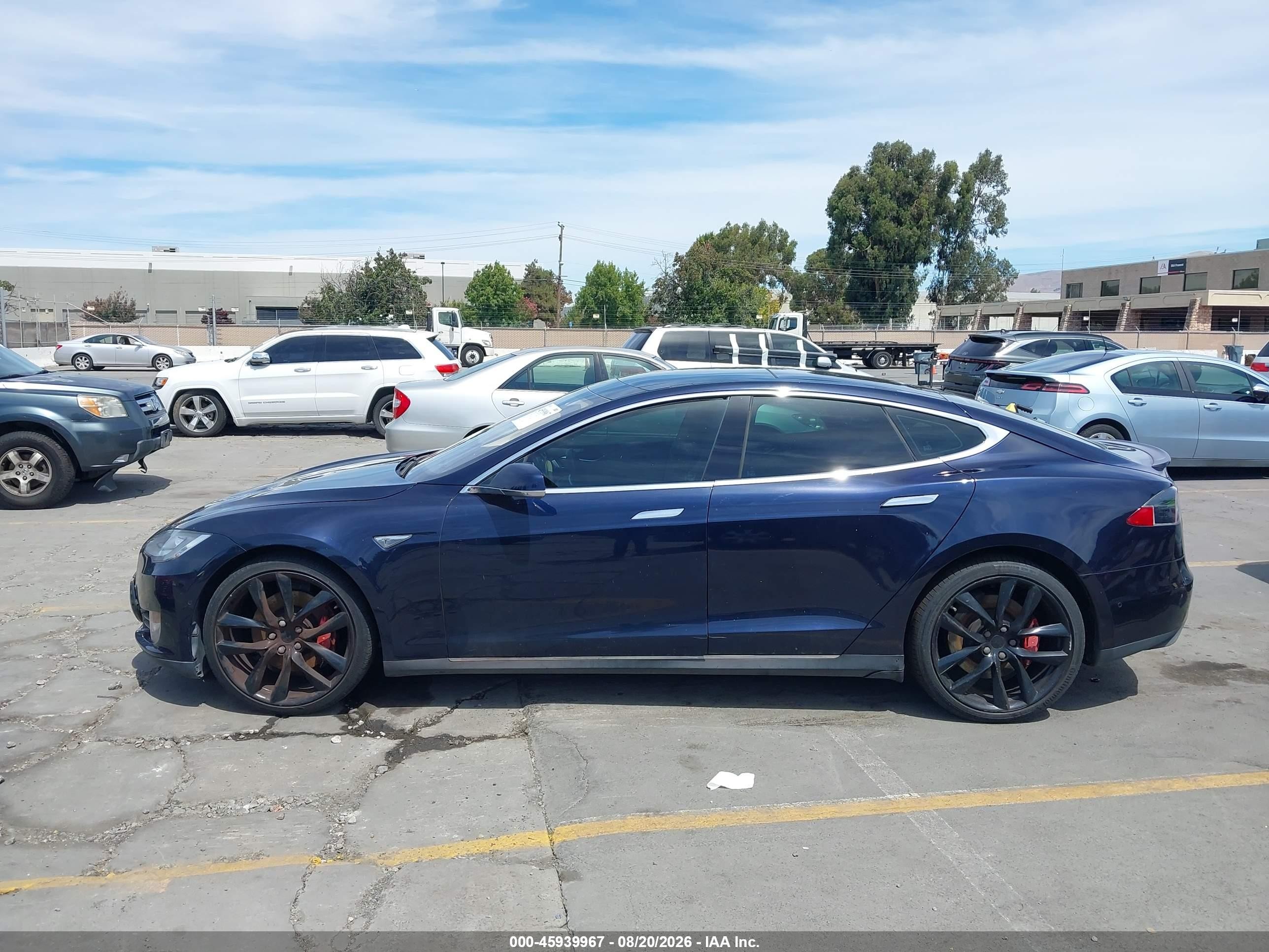 2014 Tesla Model S P85 Blue vin: 5YJSA1H15EFP54030