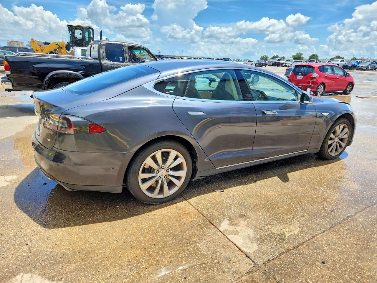 2014 Tesla Model S Gray vin: 5YJSA1H15EFP62239