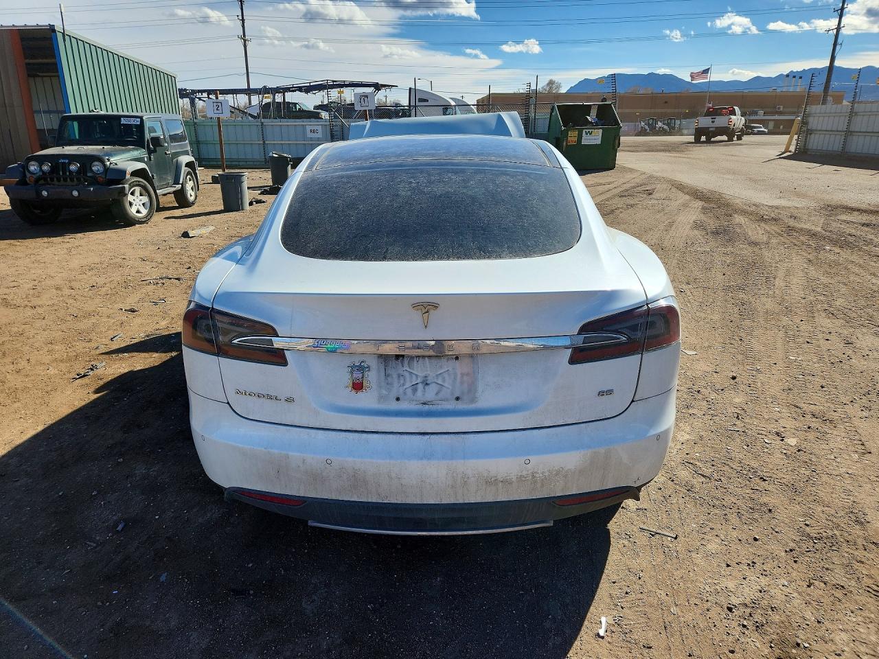 2015 Tesla Model S 85 White vin: 5YJSA1H15FFP74456
