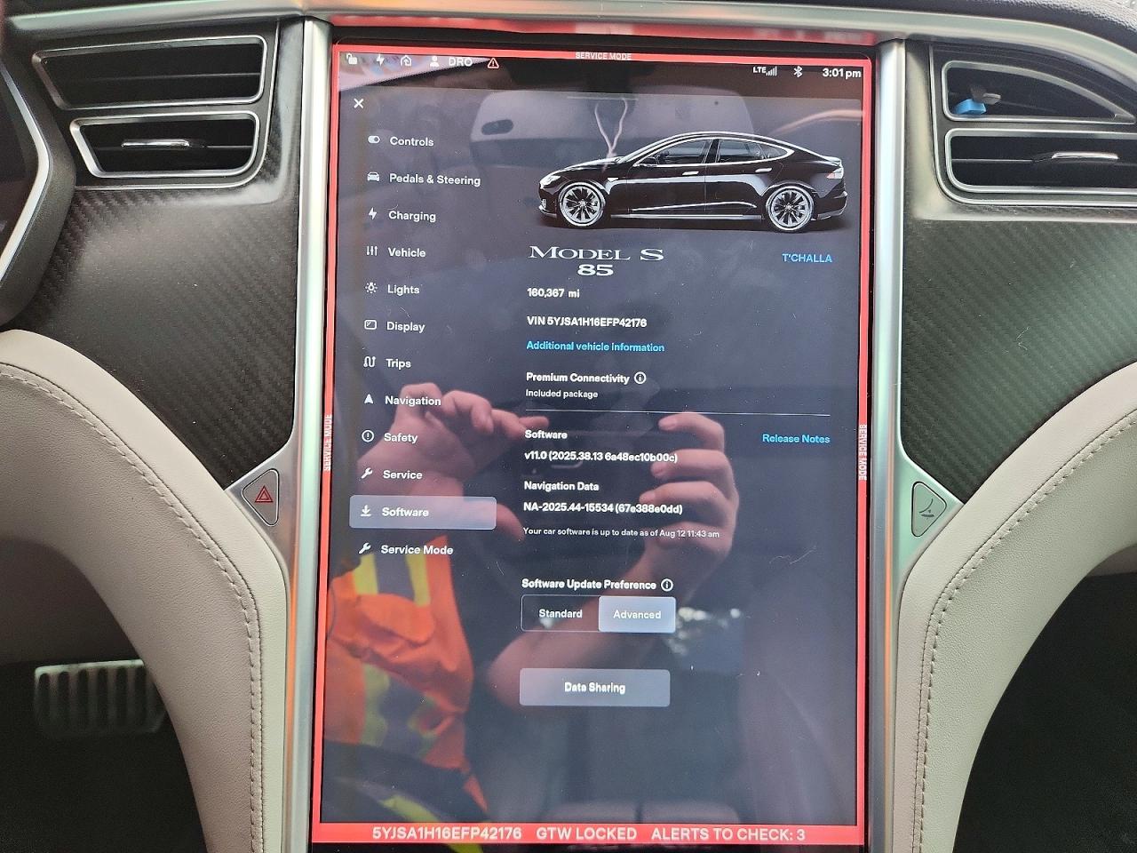 2014 Tesla Model S Black vin: 5YJSA1H16EFP42176
