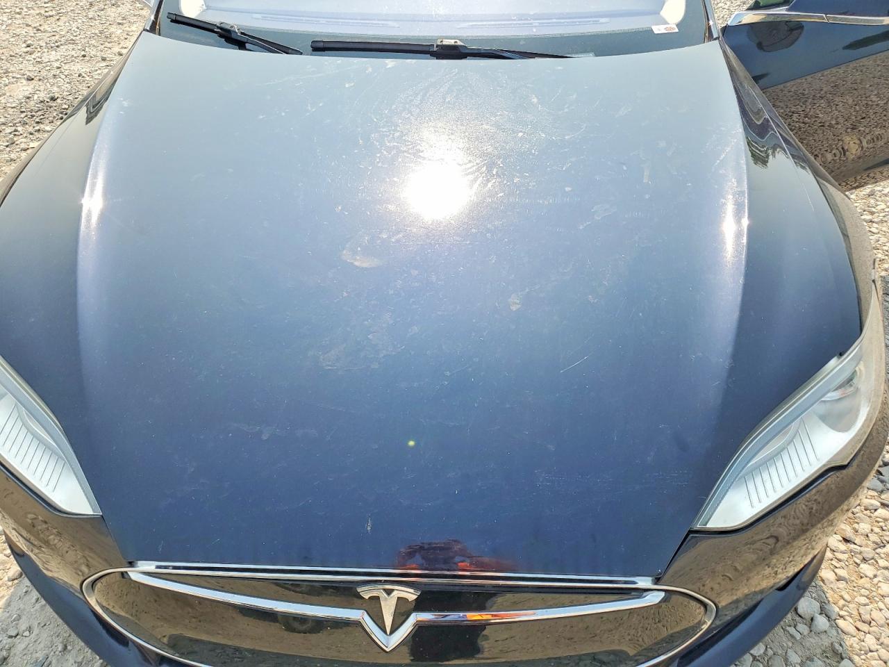 2014 Tesla Model S Black vin: 5YJSA1H16EFP46759