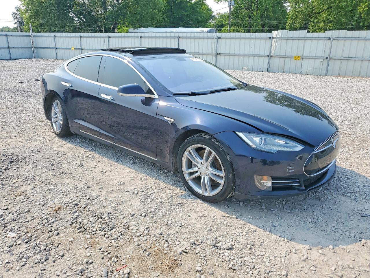 2014 Tesla Model S Black vin: 5YJSA1H16EFP46759
