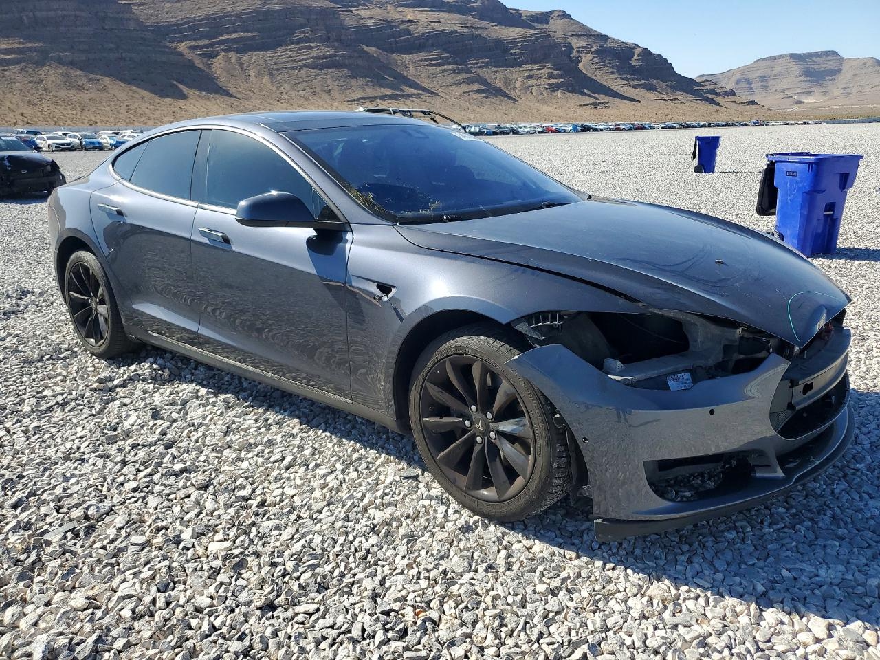 2014 Tesla Model S Gray vin: 5YJSA1H16EFP50942