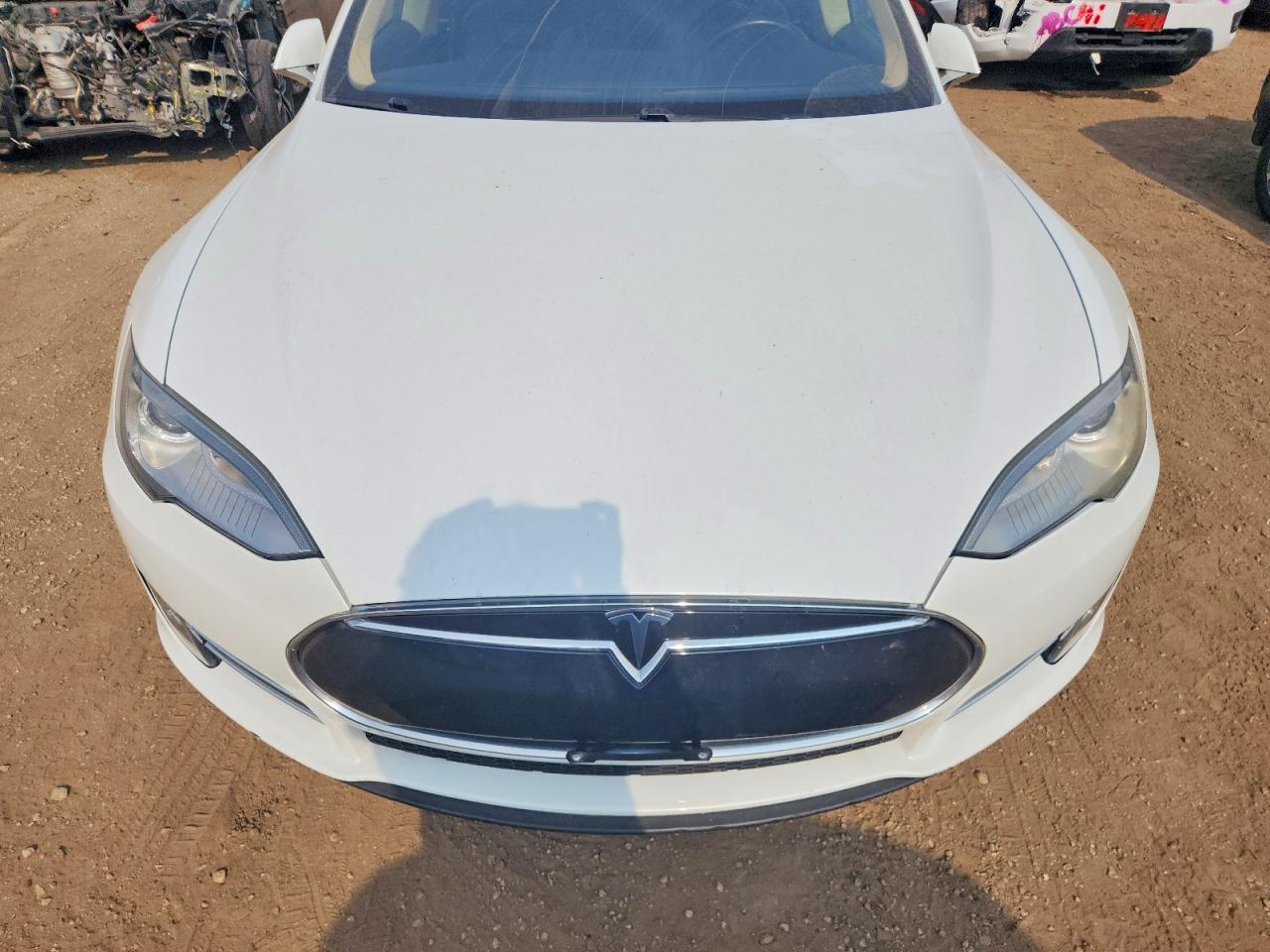 2014 Tesla Model S White vin: 5YJSA1H16EFP51900
