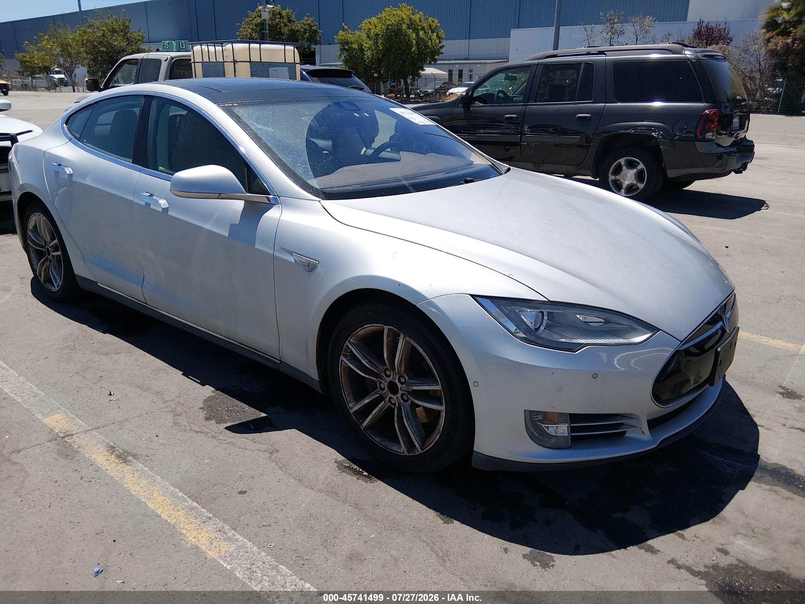 2015 Tesla Model S 60/70/85 Silver vin: 5YJSA1H16FF083999