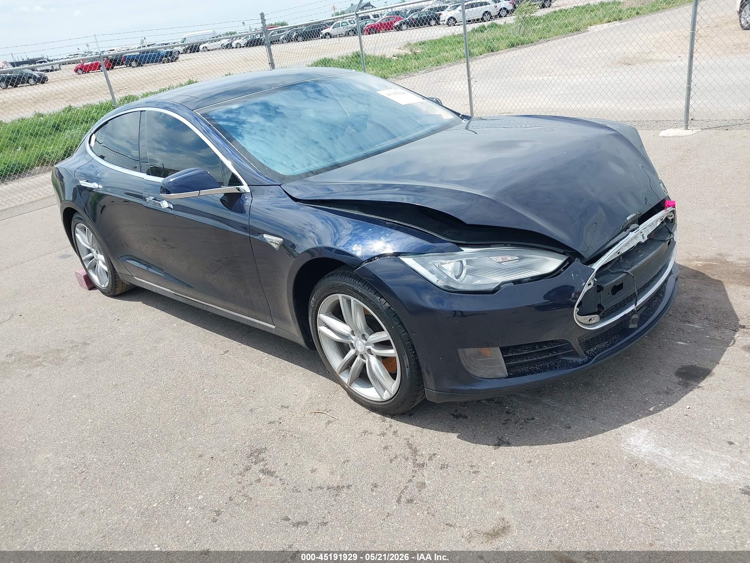 2015 Tesla Model S 60/70/85 Blue vin: 5YJSA1H16FFP74479