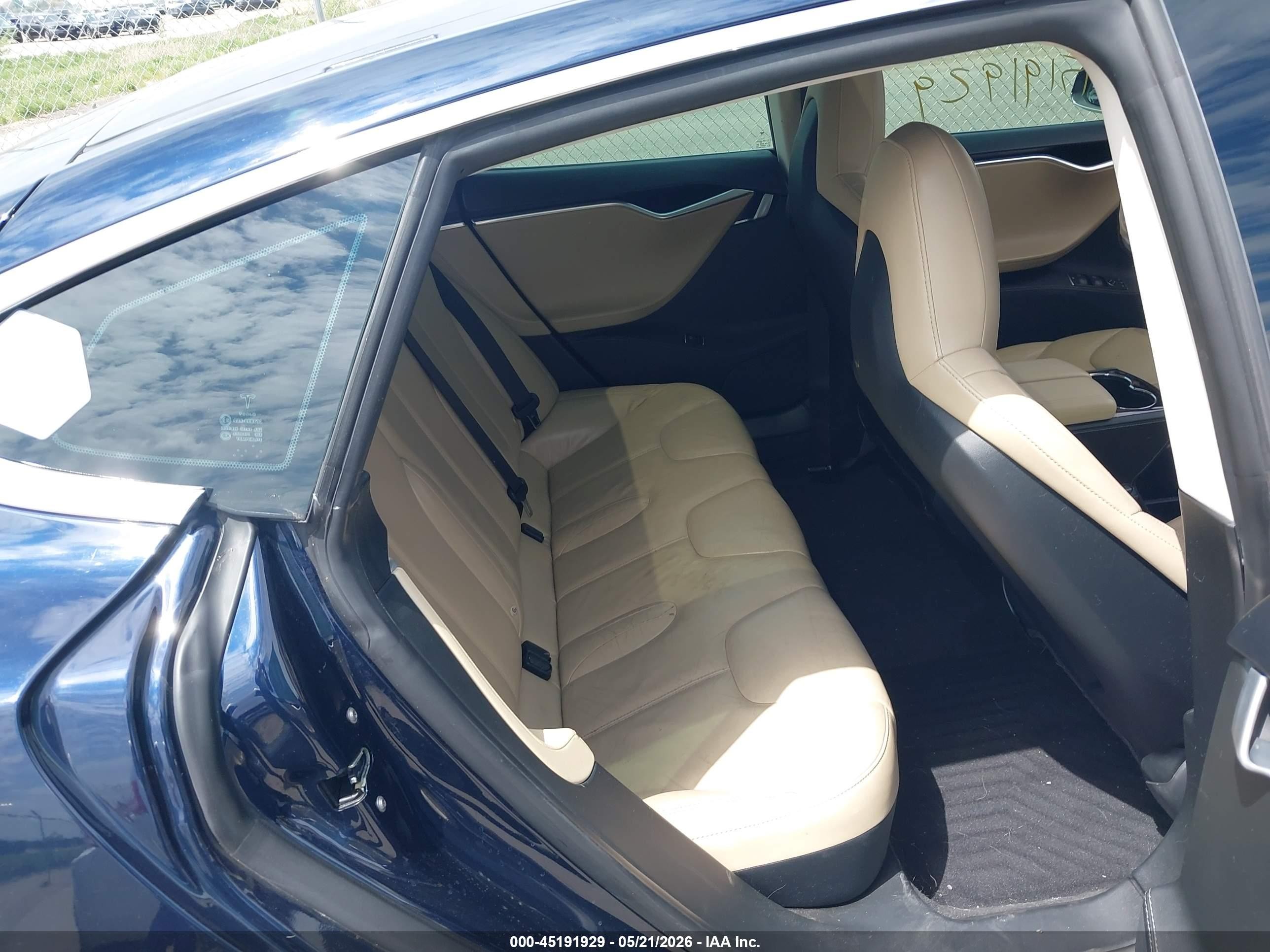 2015 Tesla Model S 60/70/85 Blue vin: 5YJSA1H16FFP74479