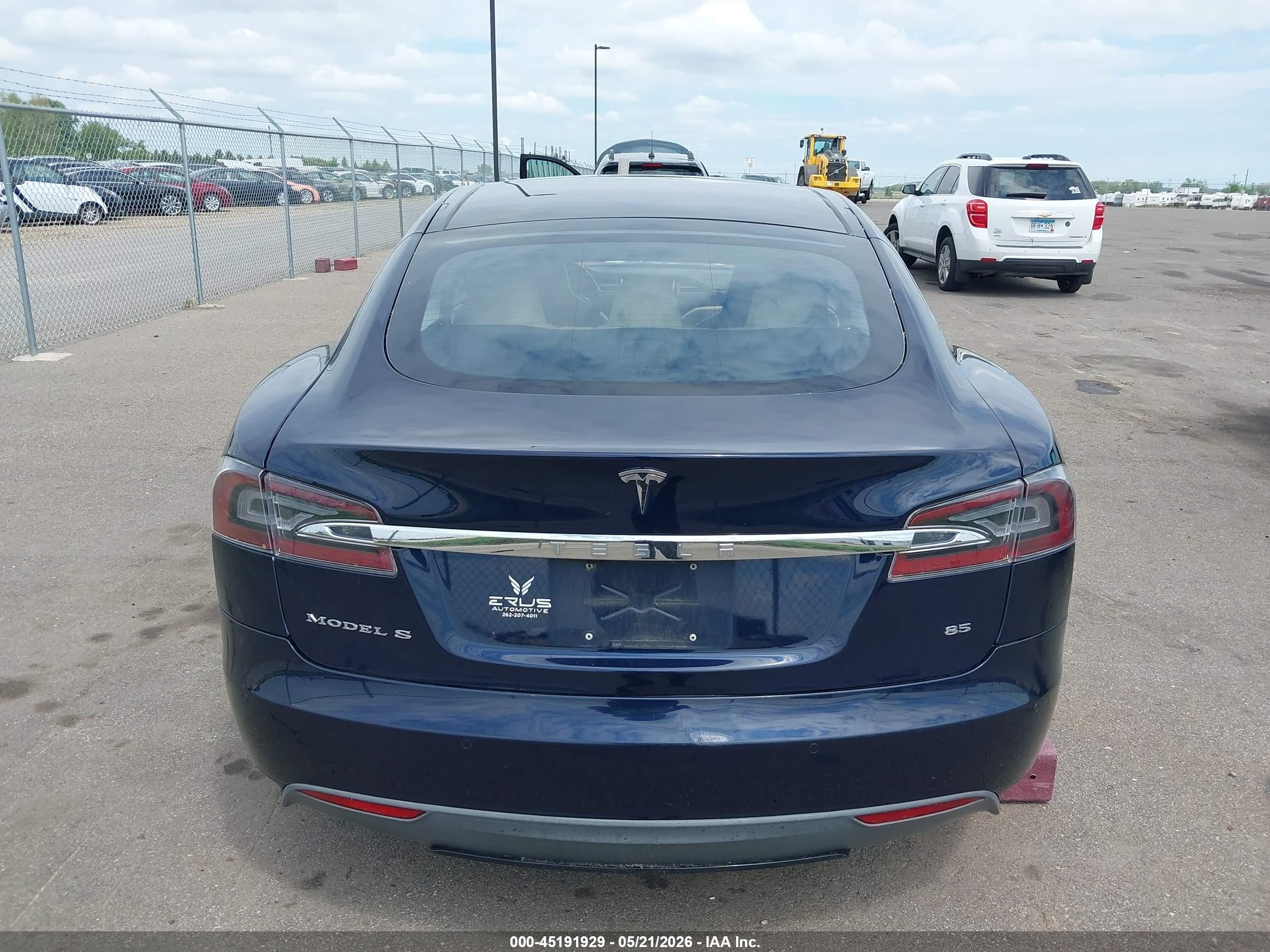 2015 Tesla Model S 60/70/85 Blue vin: 5YJSA1H16FFP74479