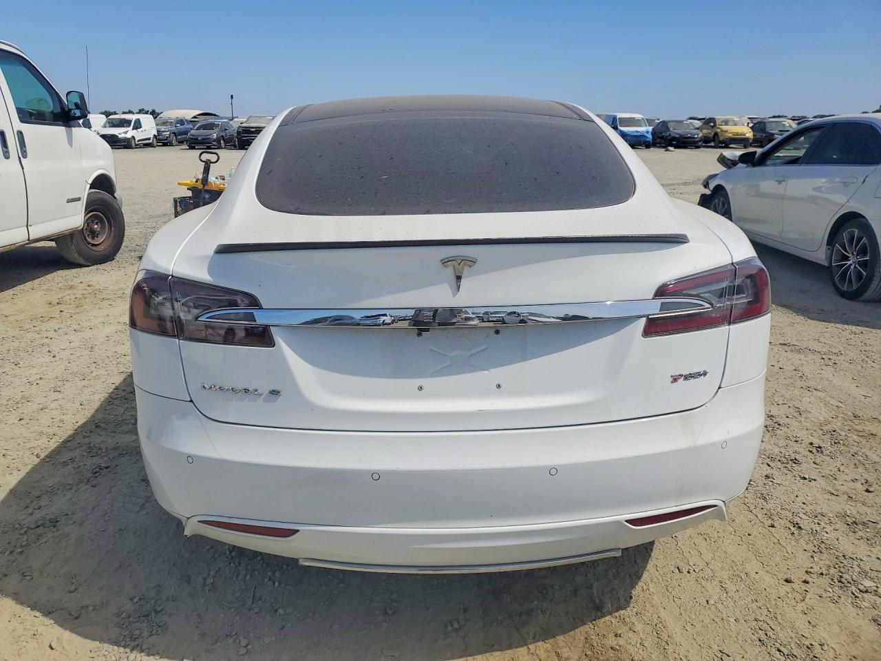 2014 Tesla Model S White vin: 5YJSA1H17EFP37763