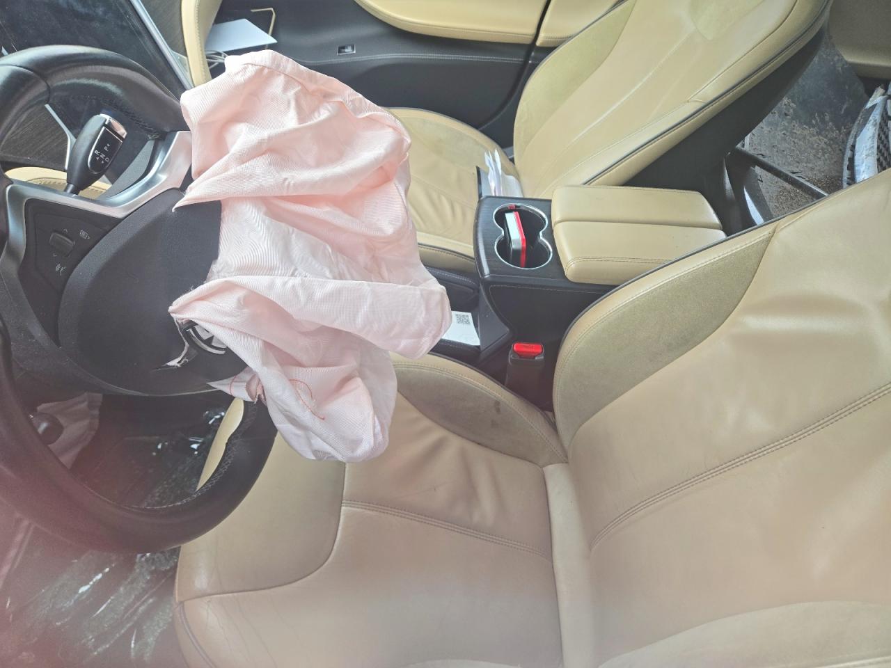 2014 Tesla Model S Black vin: 5YJSA1H17EFP44194