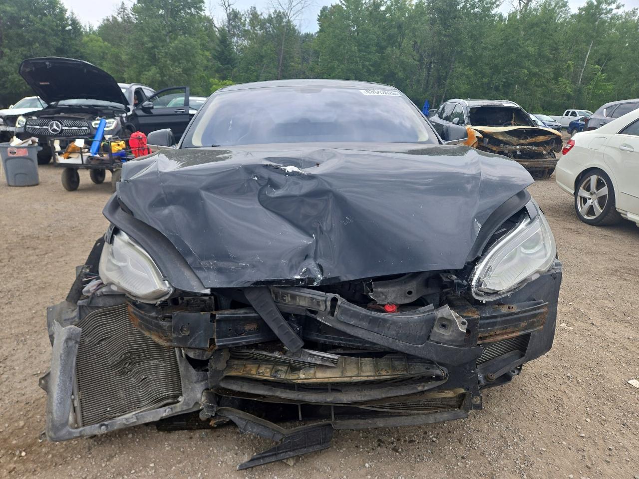 2014 Tesla Model S Black vin: 5YJSA1H17EFP44194
