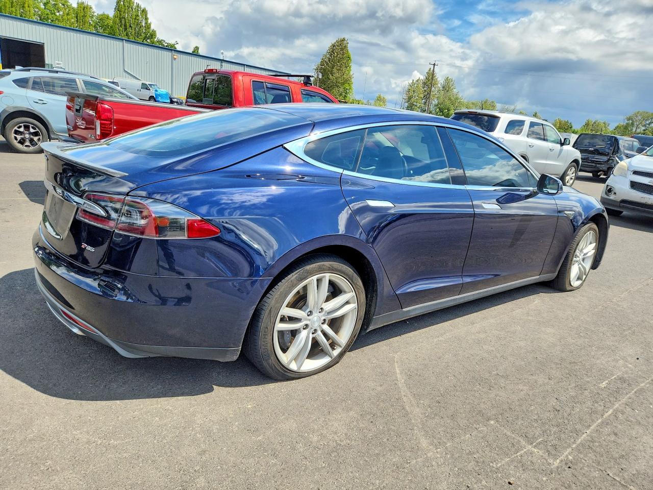 2014 Tesla Model S Blue vin: 5YJSA1H17EFP47435