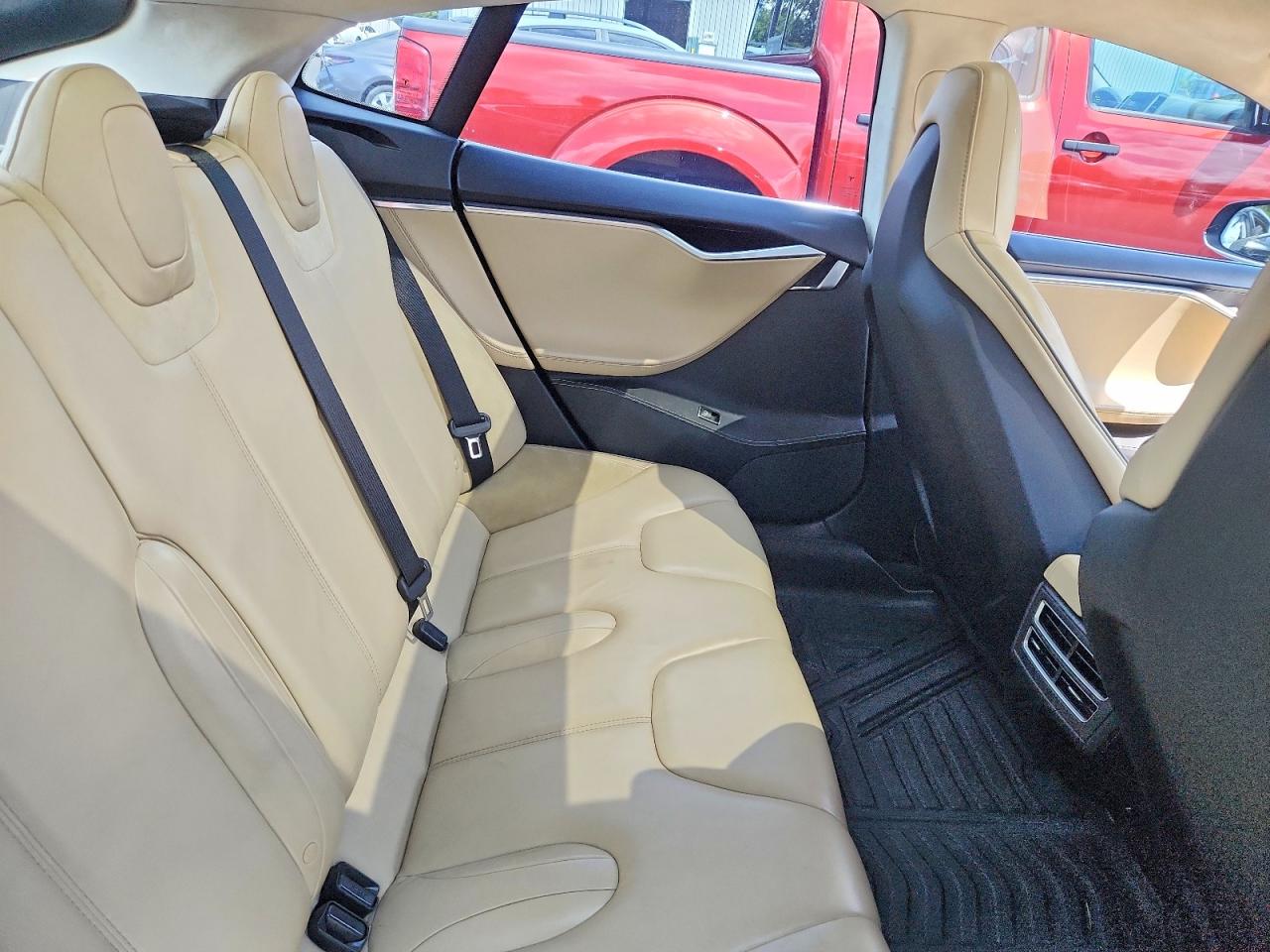 2014 Tesla Model S Blue vin: 5YJSA1H17EFP47435