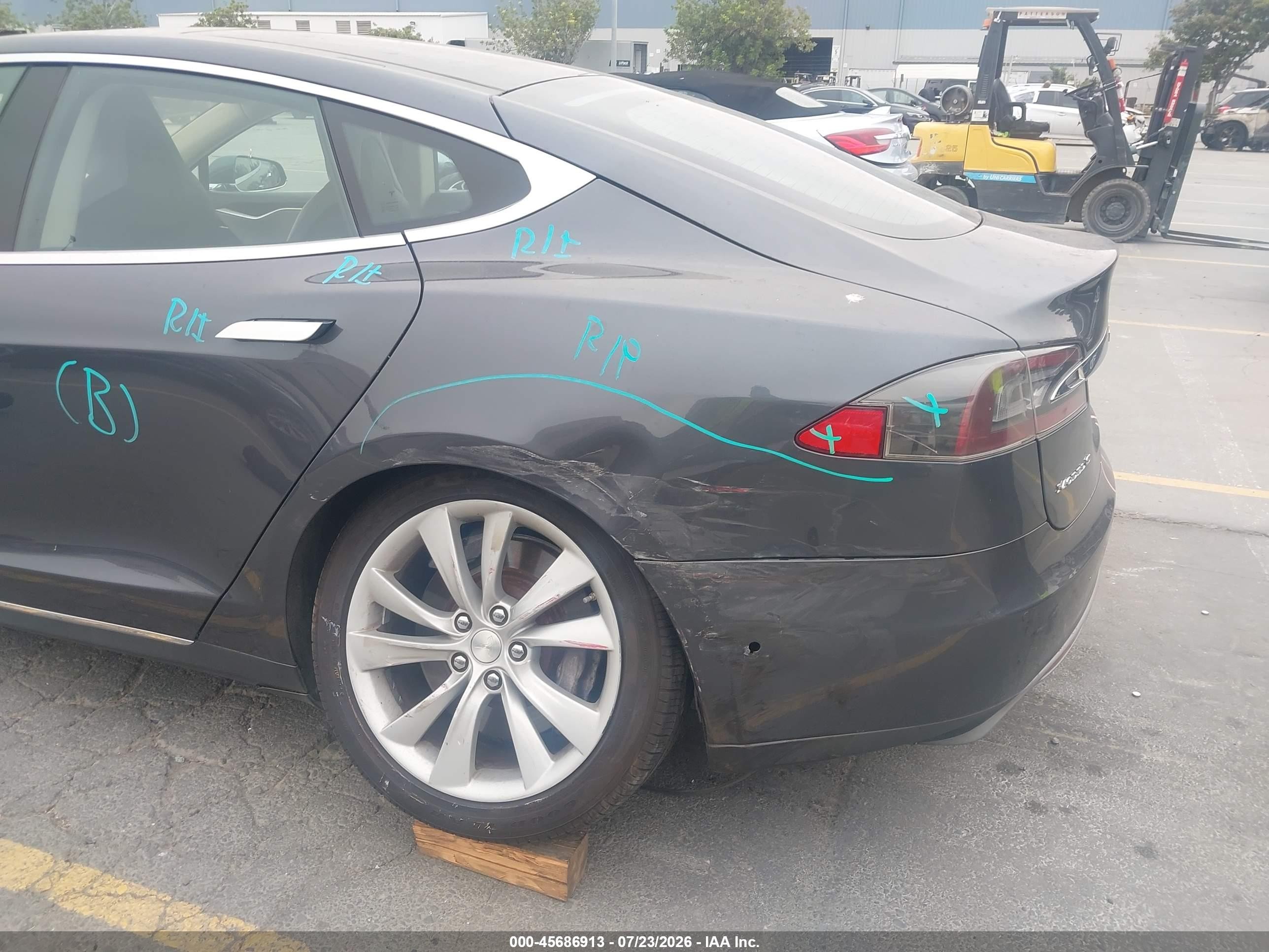2014 Tesla Model S P85 Gray vin: 5YJSA1H17EFP62257