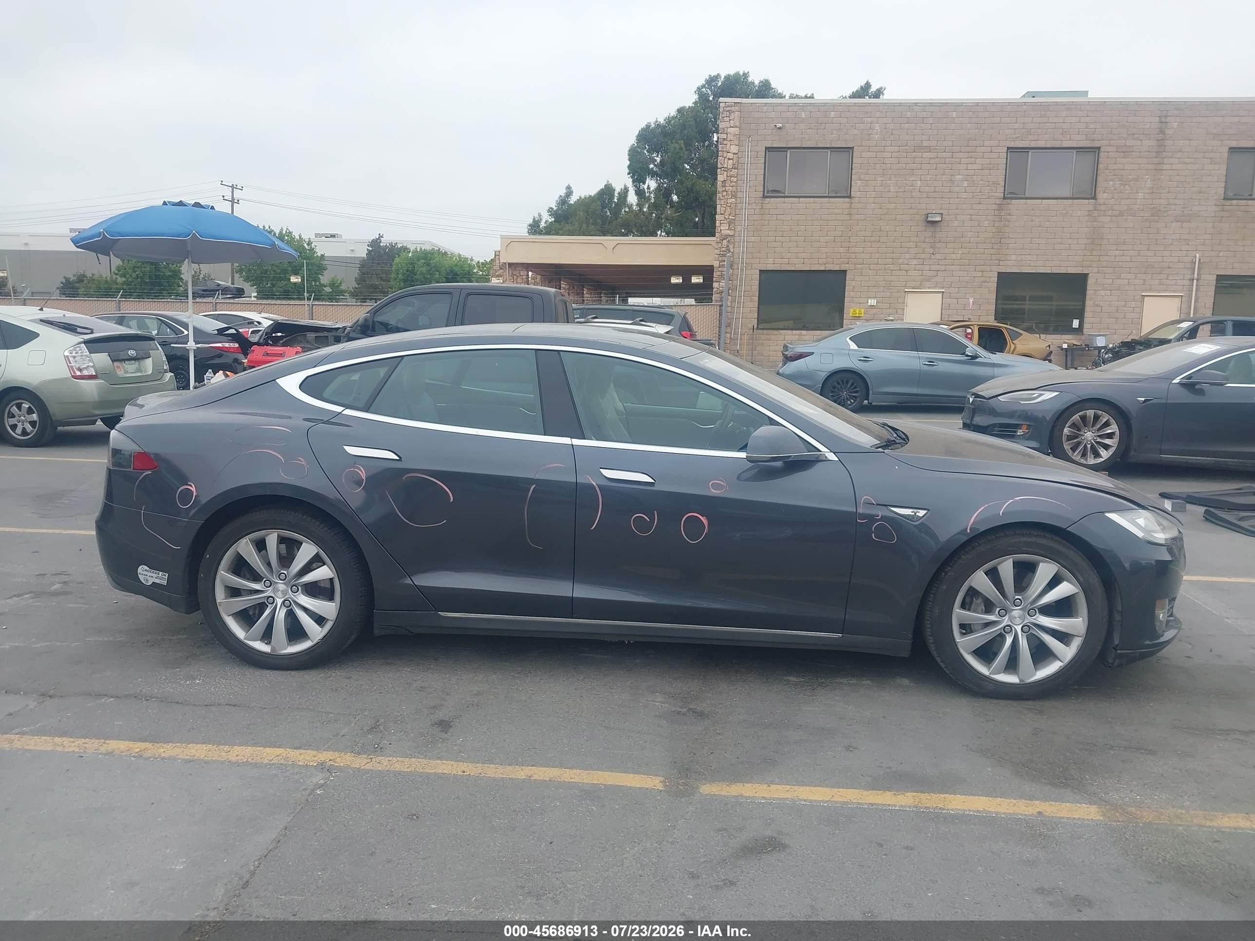 2014 Tesla Model S P85 Gray vin: 5YJSA1H17EFP62257