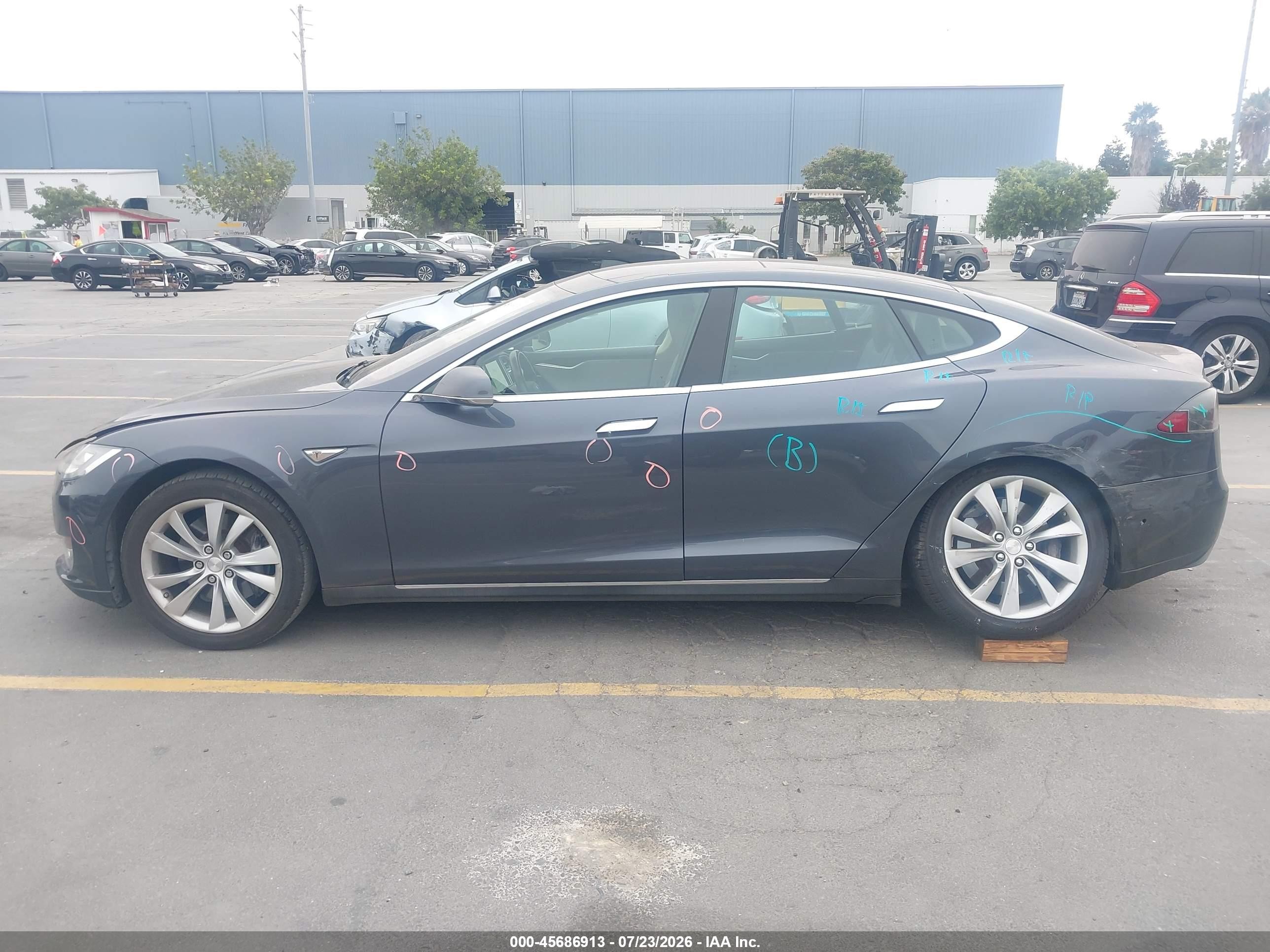 2014 Tesla Model S P85 Gray vin: 5YJSA1H17EFP62257
