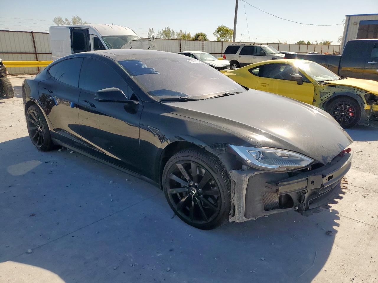 2014 Tesla Model S Black vin: 5YJSA1H18EFP29137