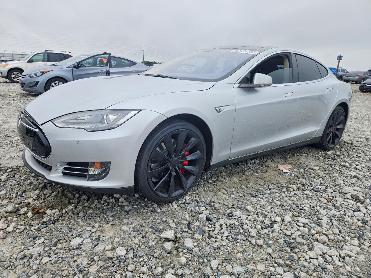 2014 Tesla Model S Silver vin: 5YJSA1H18EFP31745