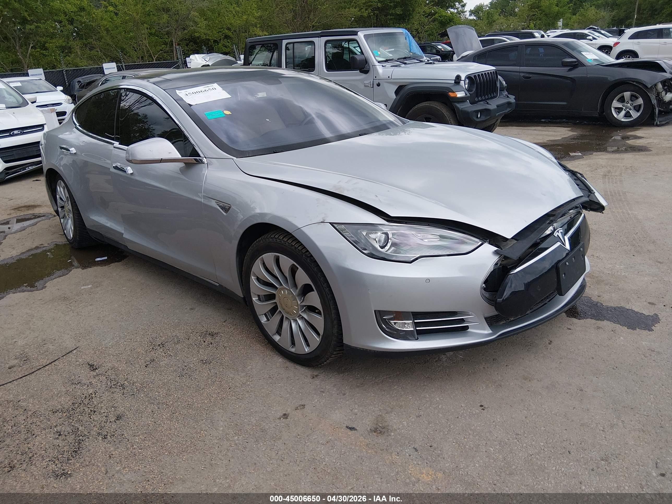 2014 Tesla Model S P85 Silver vin: 5YJSA1H18EFP45354