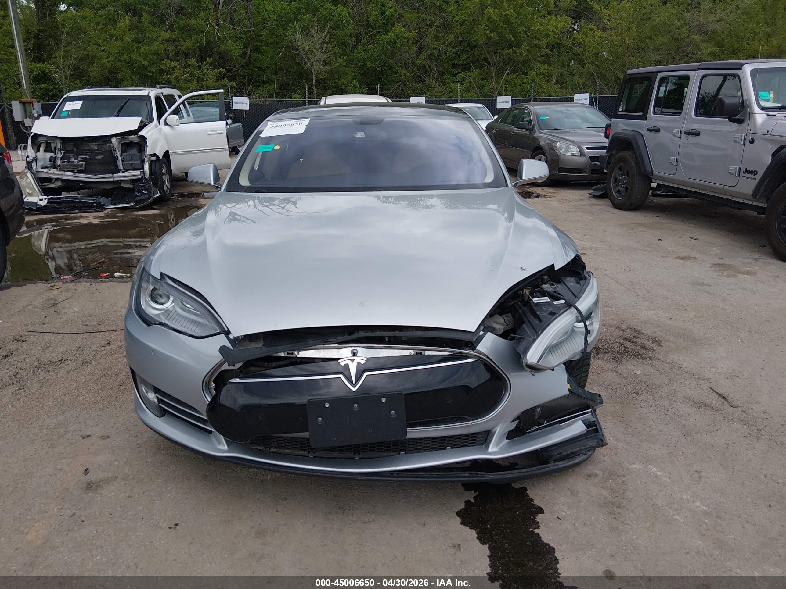 2014 Tesla Model S P85 Silver vin: 5YJSA1H18EFP45354