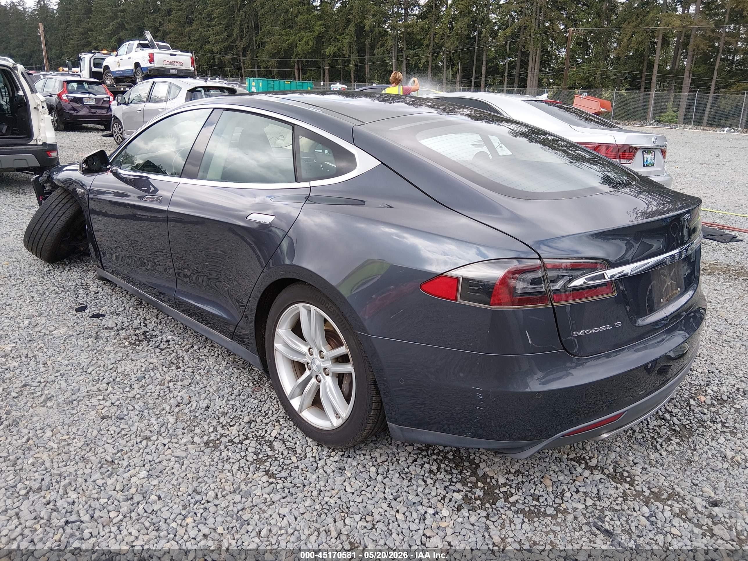 2014 Tesla Model S P85 Gray vin: 5YJSA1H18EFP53633