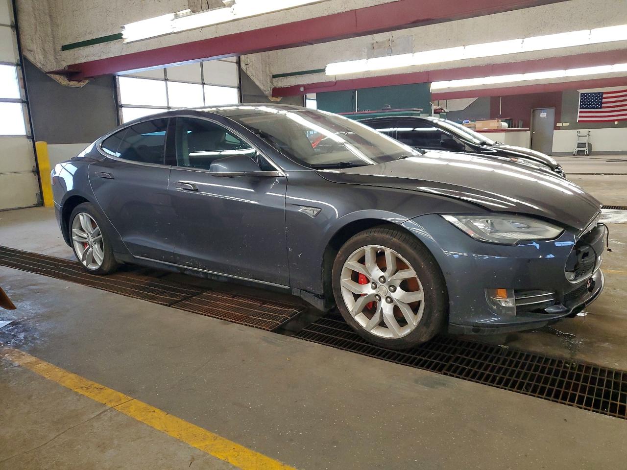 2014 Tesla Model S Gray vin: 5YJSA1H18EFP54149