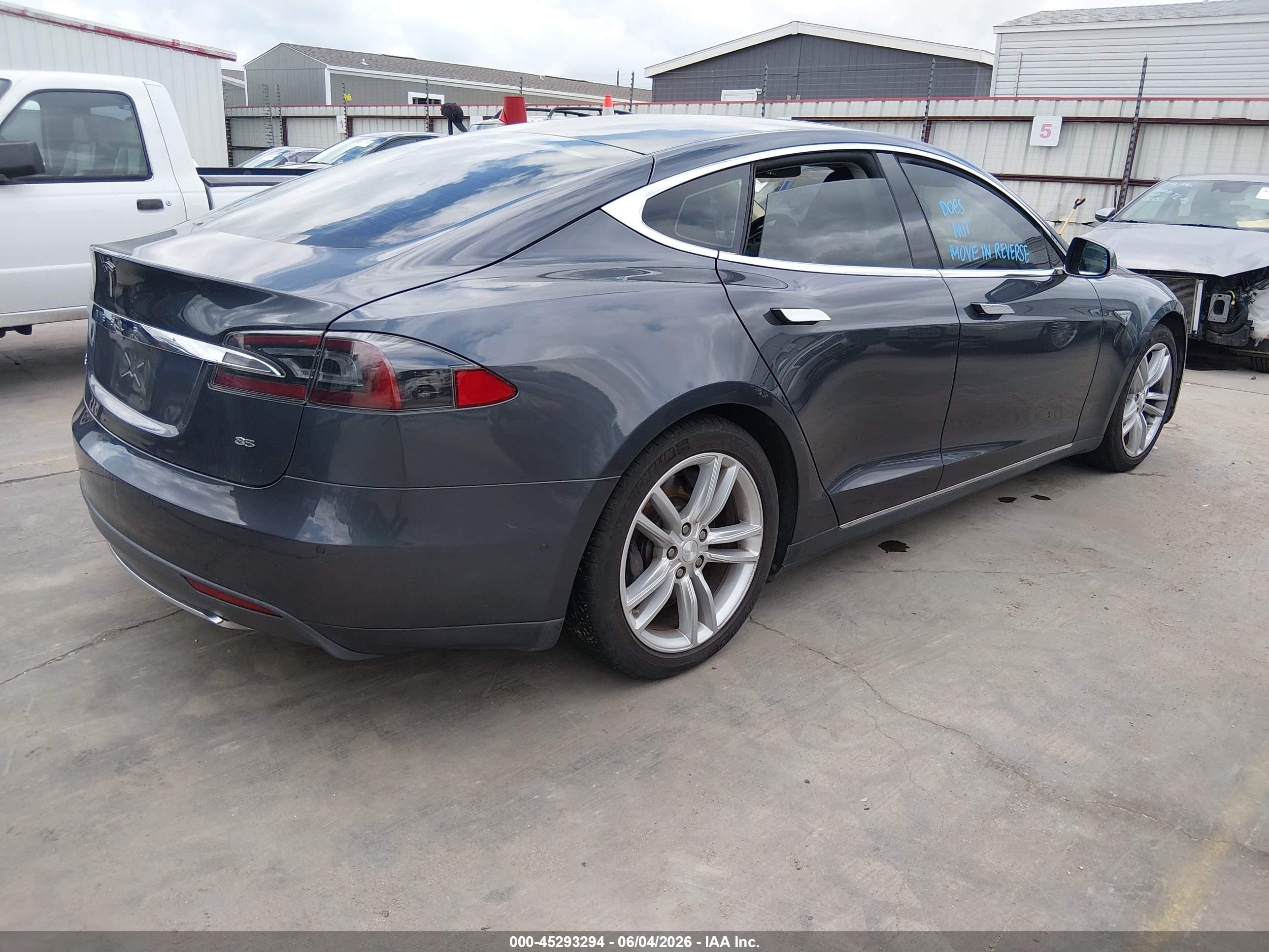 2014 Tesla Model S P85 Gray vin: 5YJSA1H18EFP61599