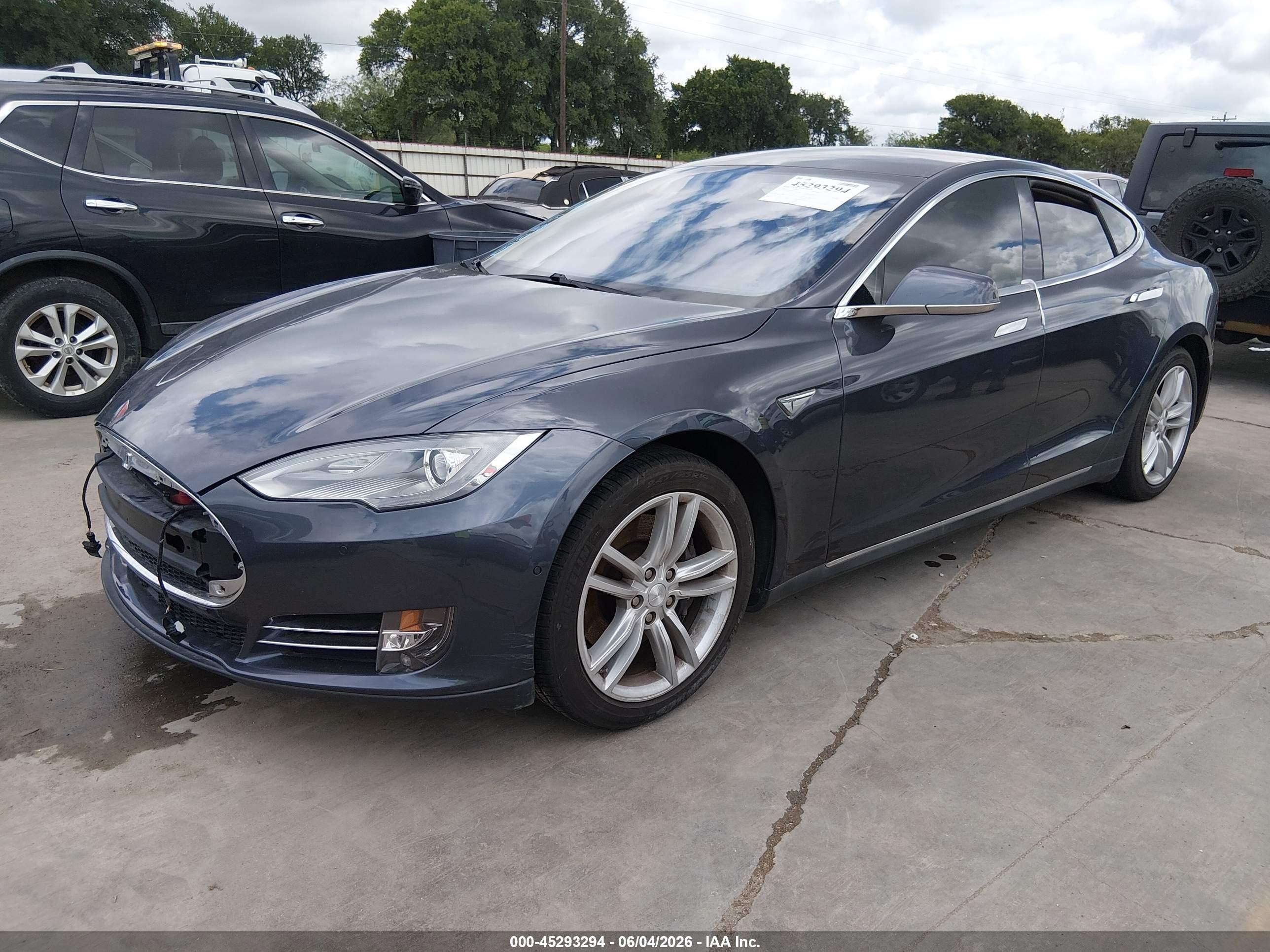 2014 Tesla Model S P85 Gray vin: 5YJSA1H18EFP61599