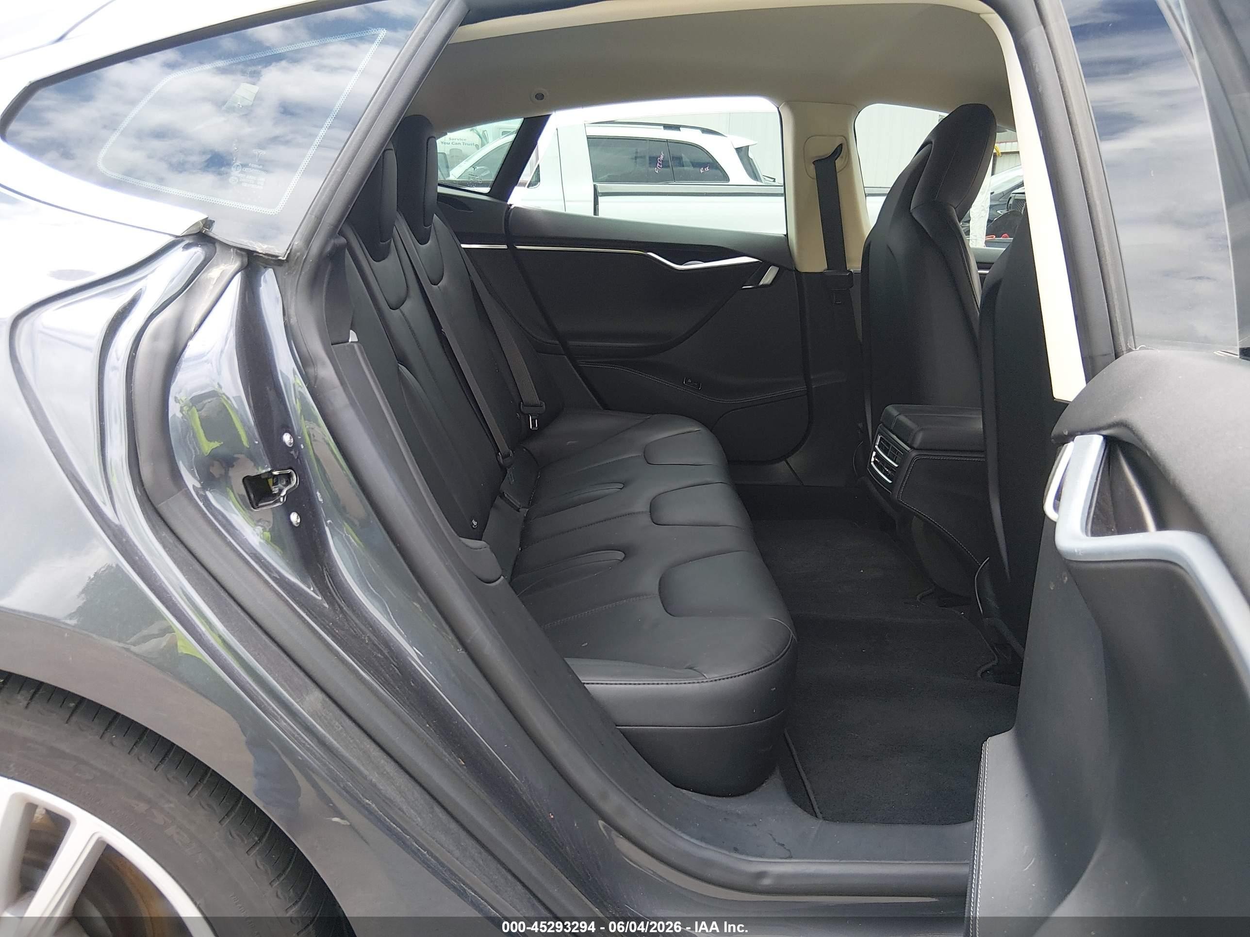 2014 Tesla Model S P85 Gray vin: 5YJSA1H18EFP61599