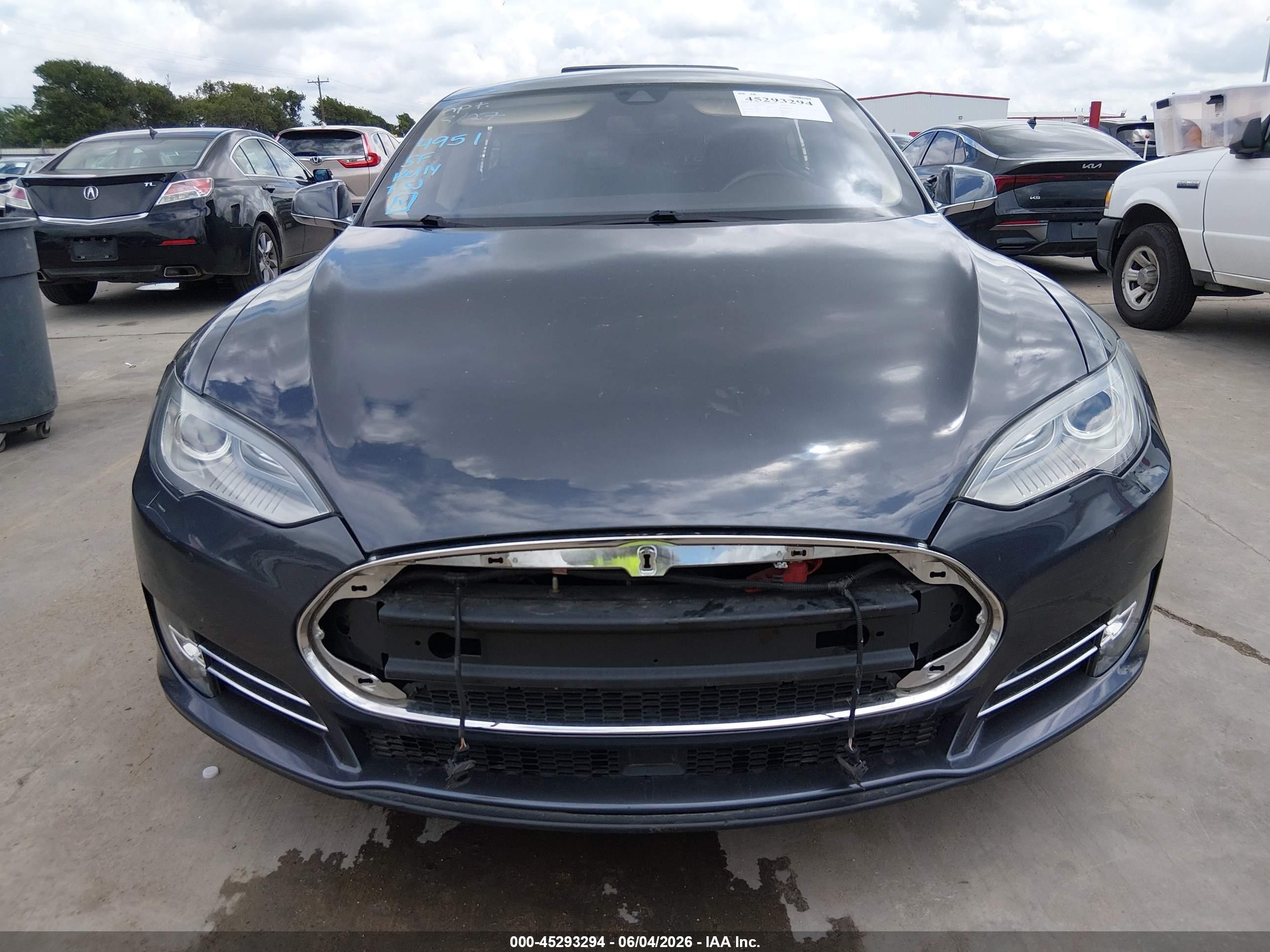 2014 Tesla Model S P85 Gray vin: 5YJSA1H18EFP61599