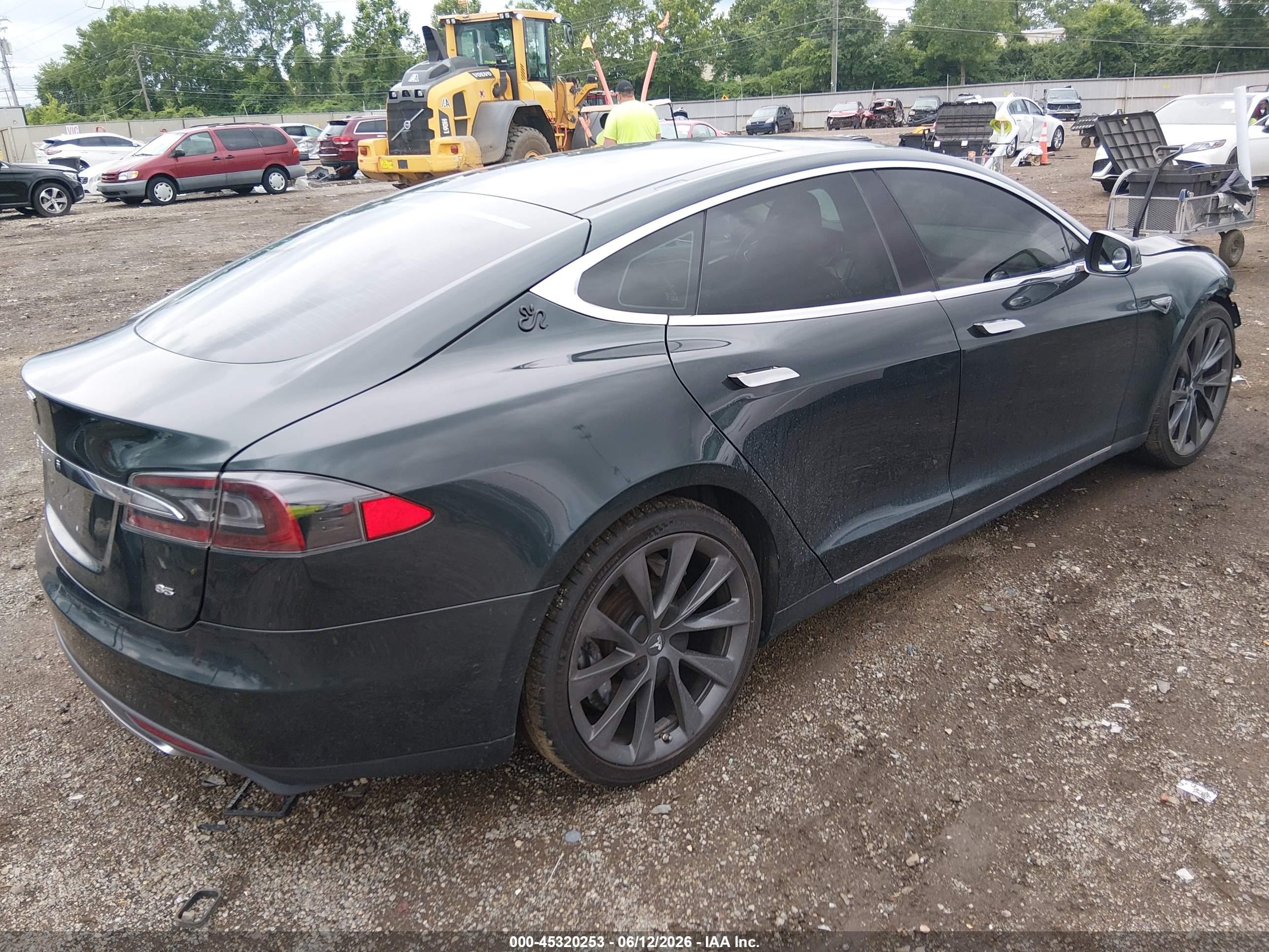 2014 Tesla Model S P85 Green vin: 5YJSA1H18EFP66091