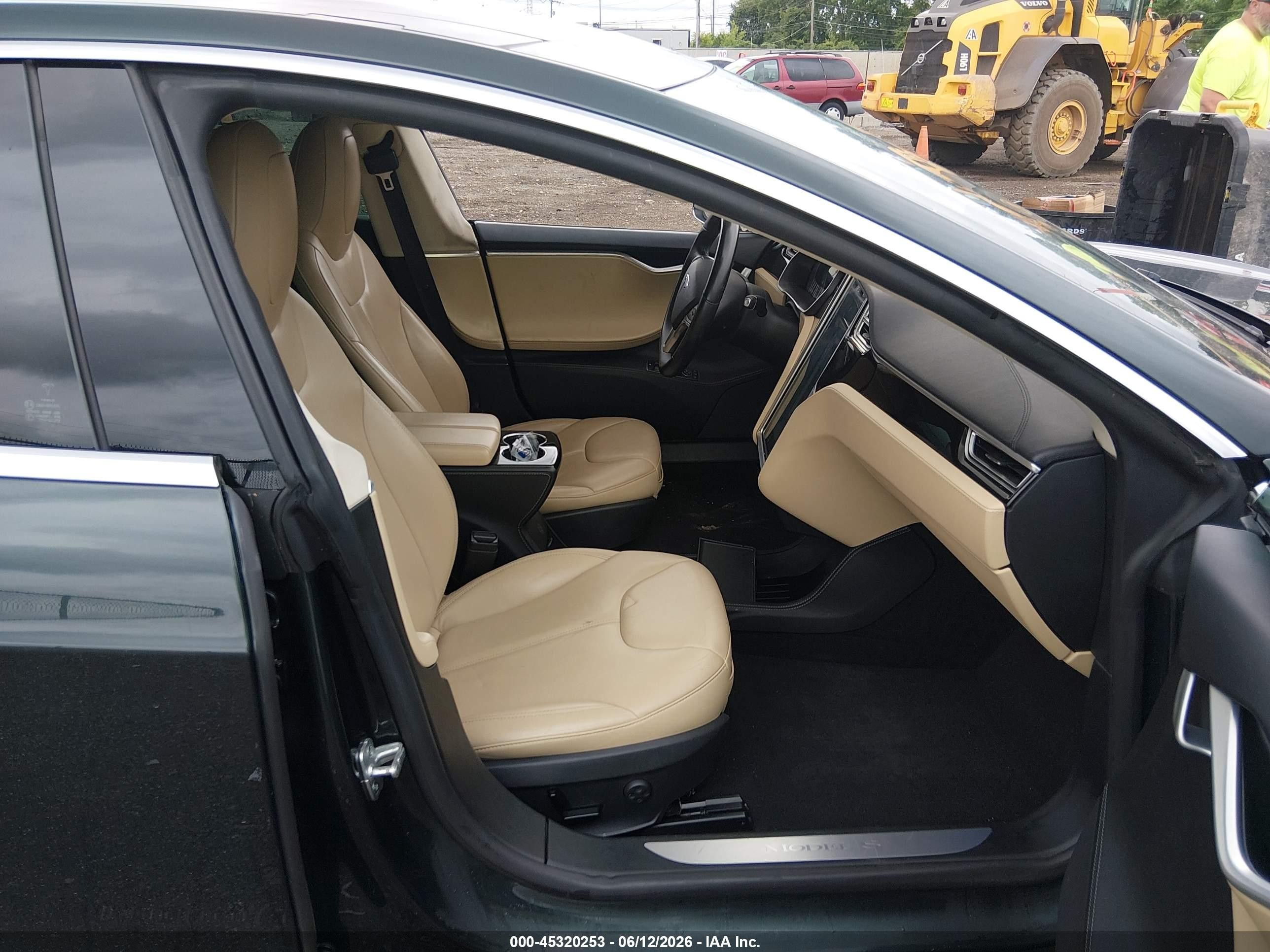 2014 Tesla Model S P85 Green vin: 5YJSA1H18EFP66091