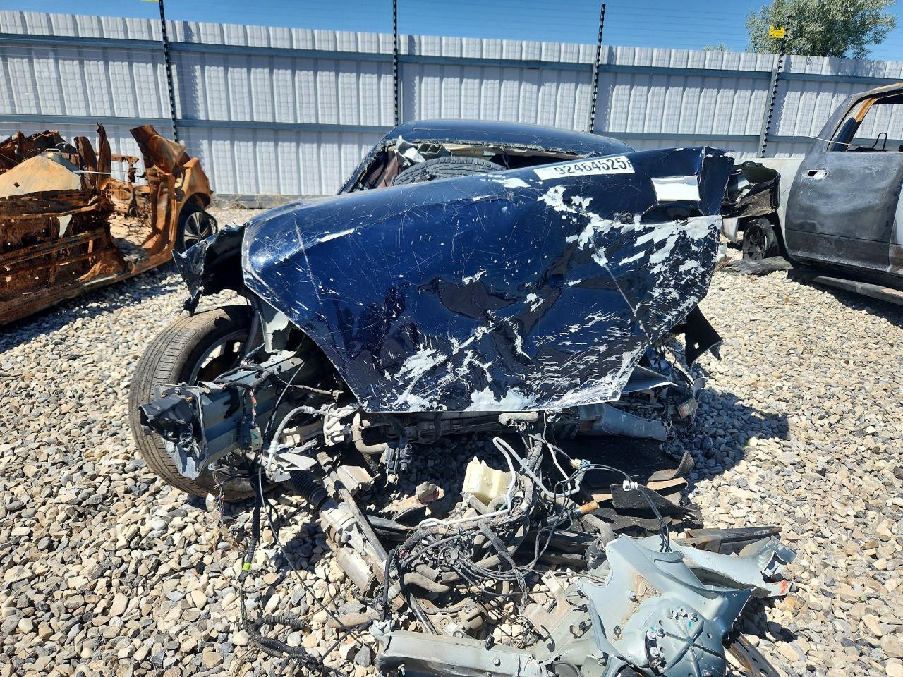 2014 Tesla Model S Blue vin: 5YJSA1H19EFP33469