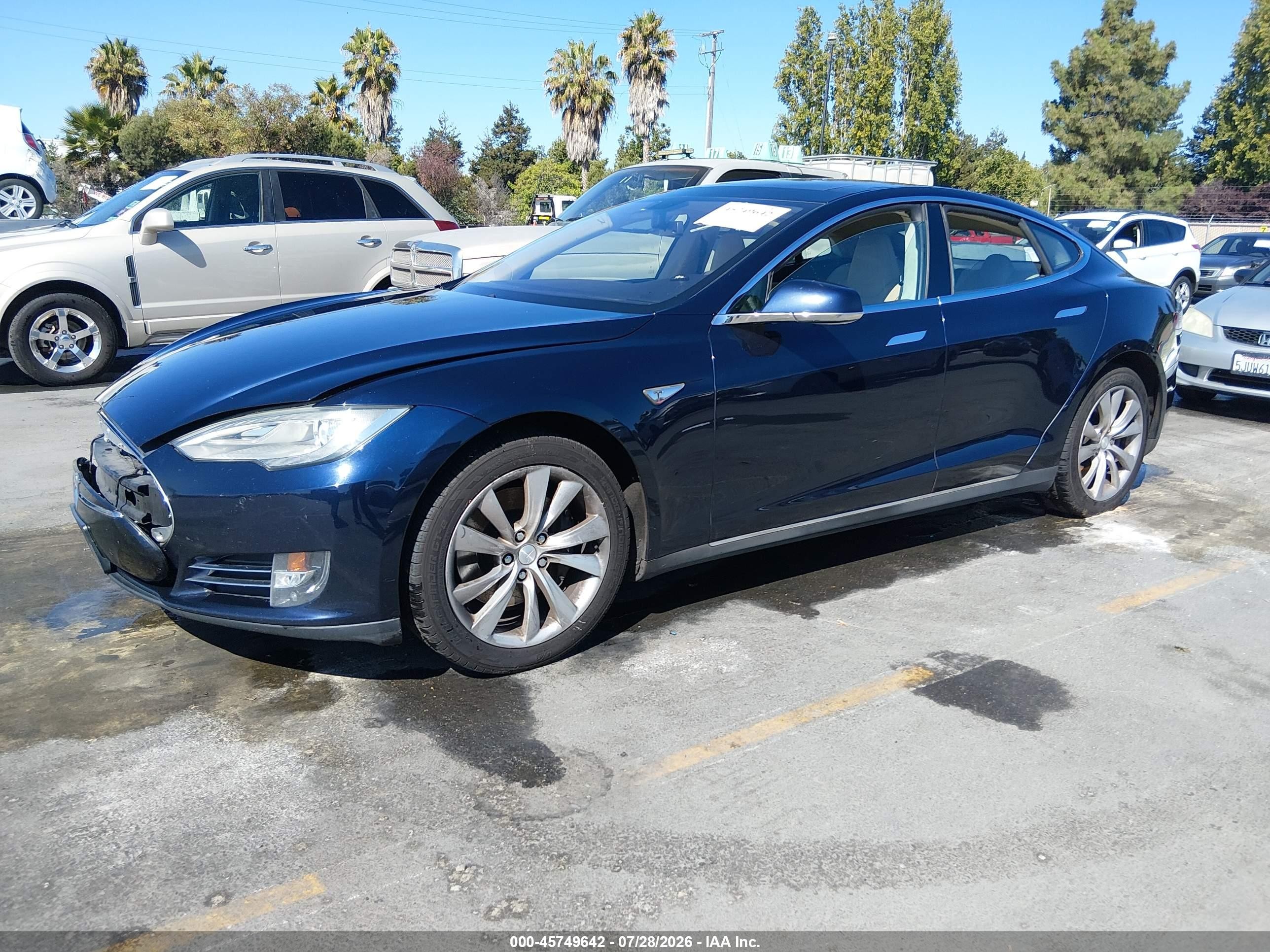2014 Tesla Model S P85 Blue vin: 5YJSA1H19EFP36839