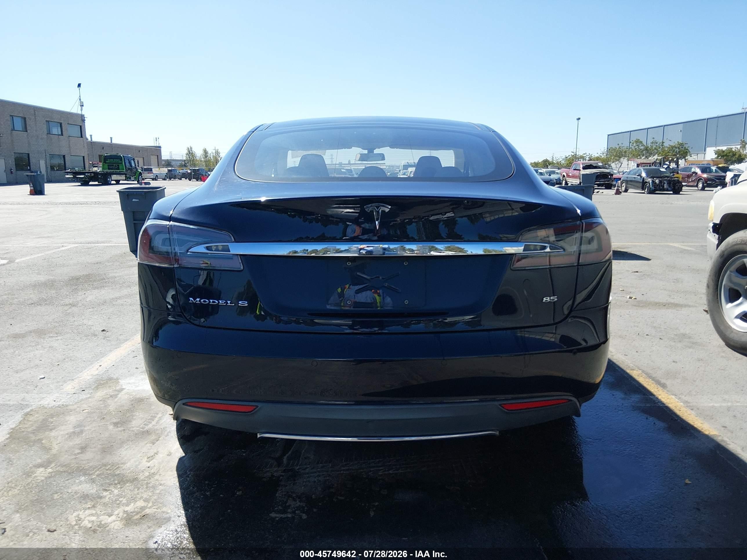 2014 Tesla Model S P85 Blue vin: 5YJSA1H19EFP36839
