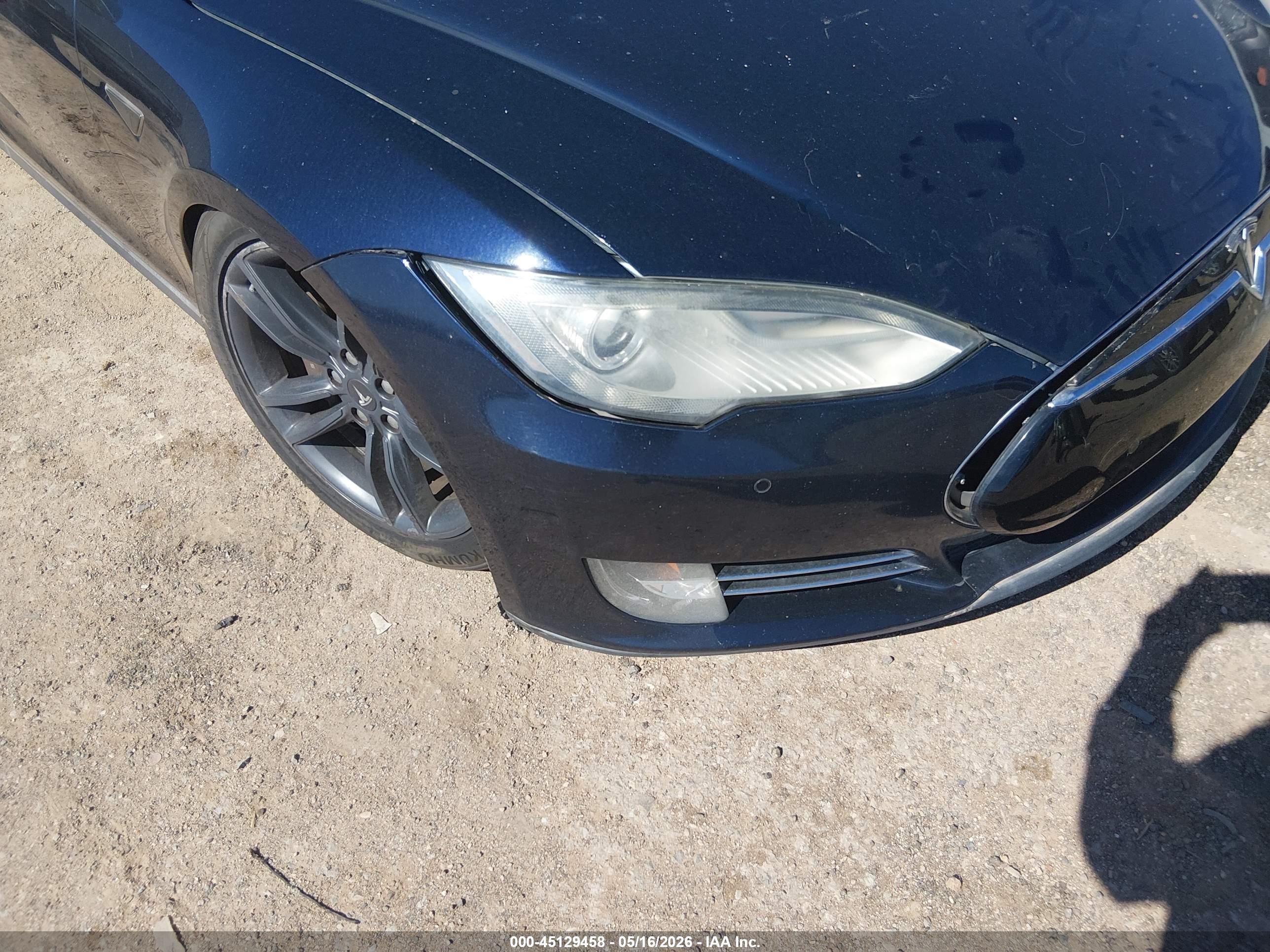 2014 Tesla Model S P85 Blue vin: 5YJSA1H19EFP38722