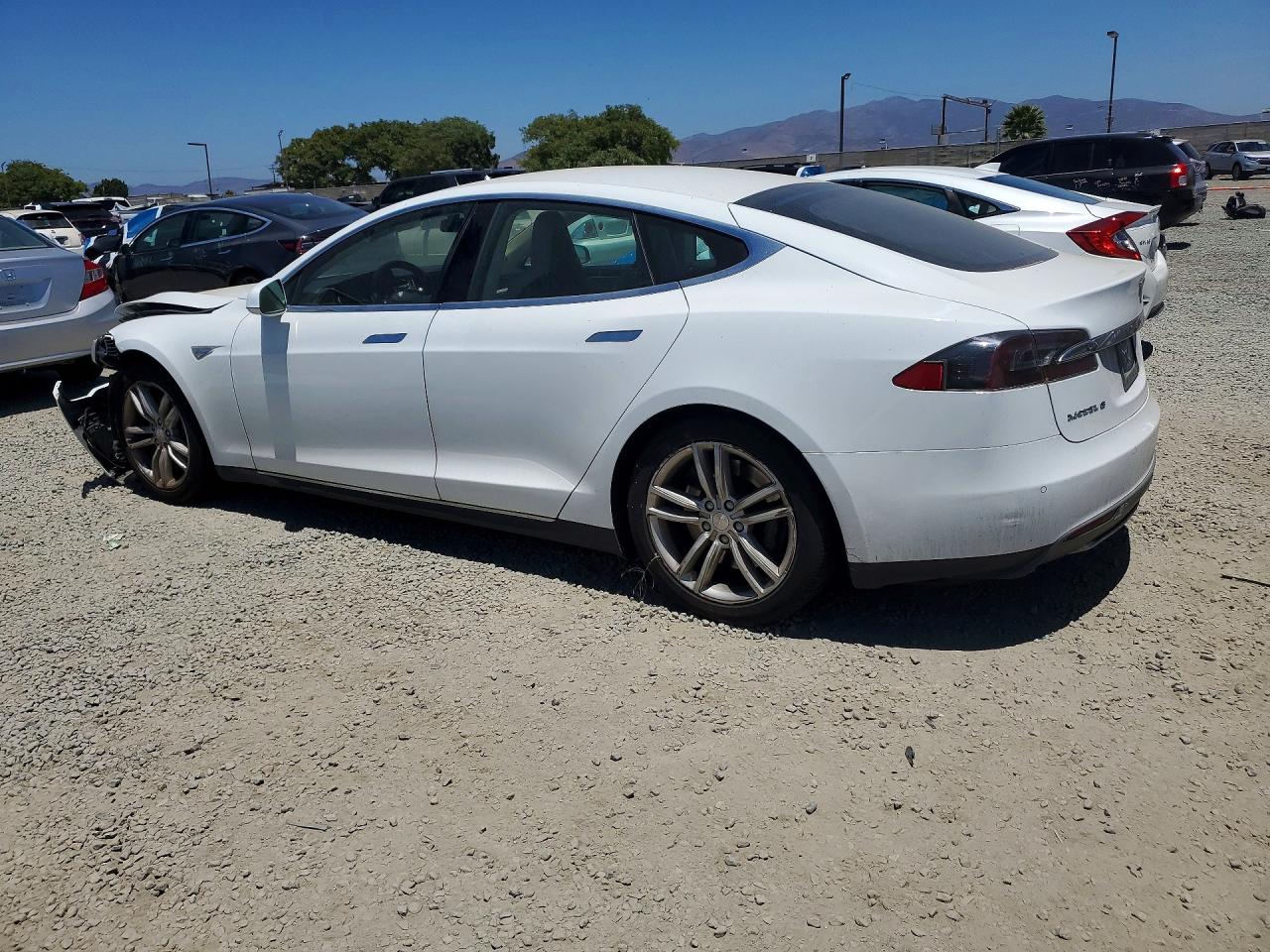 2014 Tesla Model S White vin: 5YJSA1H19EFP49994