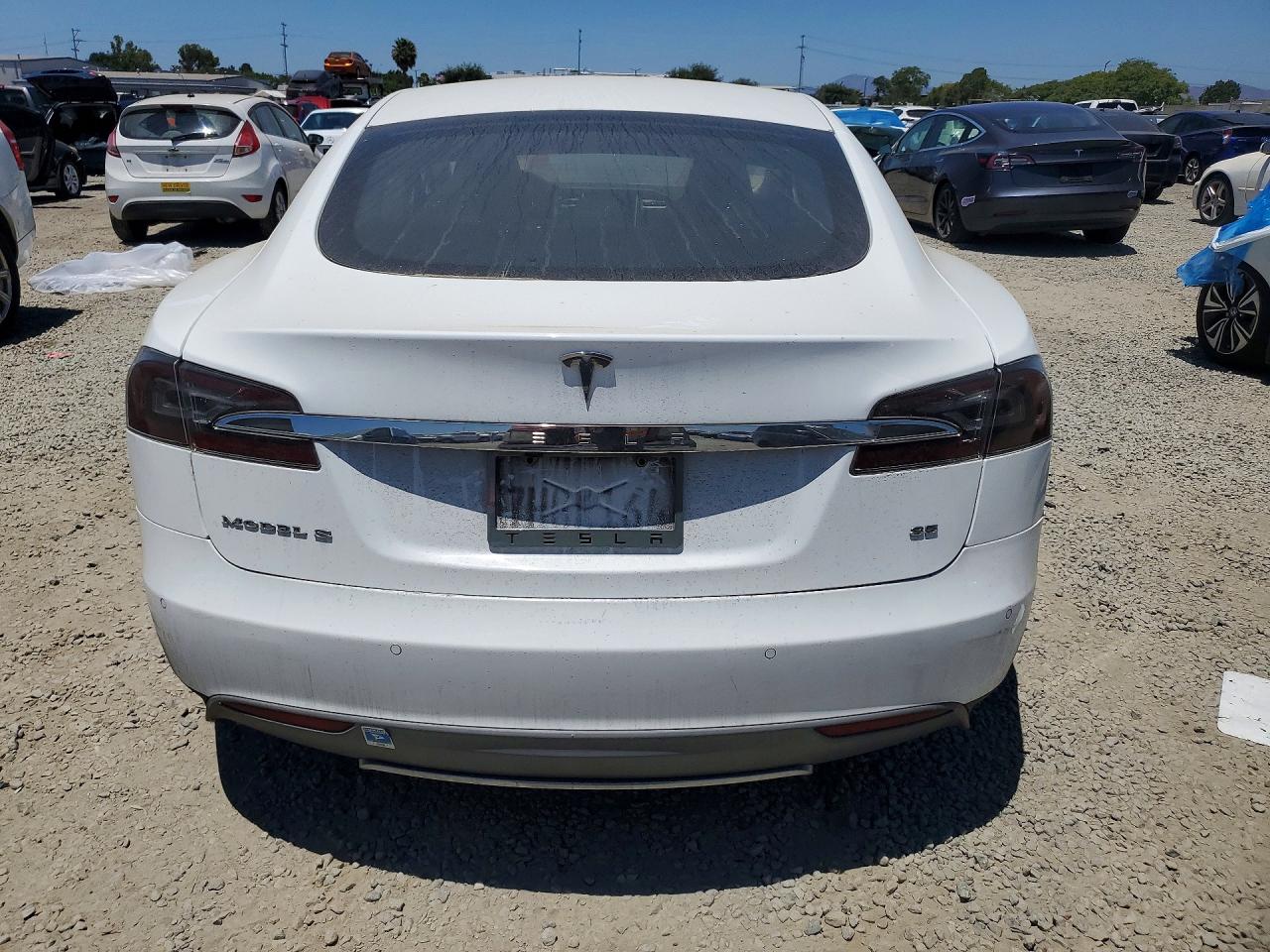 2014 Tesla Model S White vin: 5YJSA1H19EFP49994