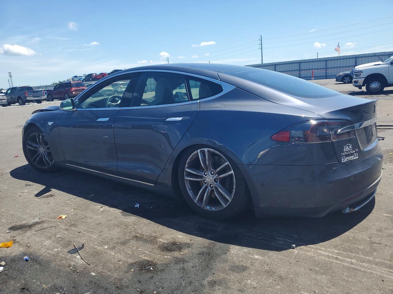 2014 Tesla Model S Gray vin: 5YJSA1H19EFP60476